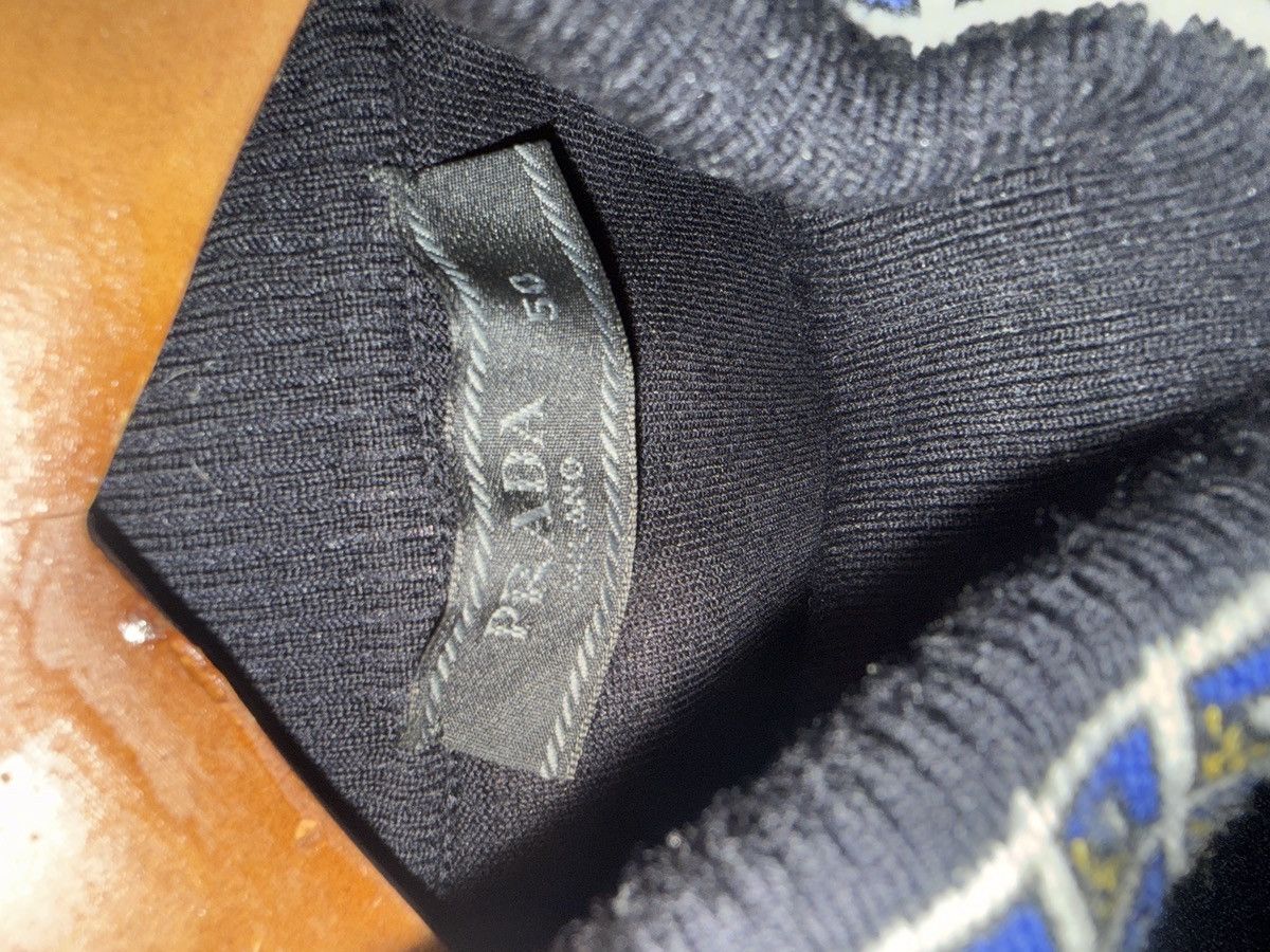 Prada Prada neck sweater Size US M / EU 48-50 / 2 - 4 Thumbnail
