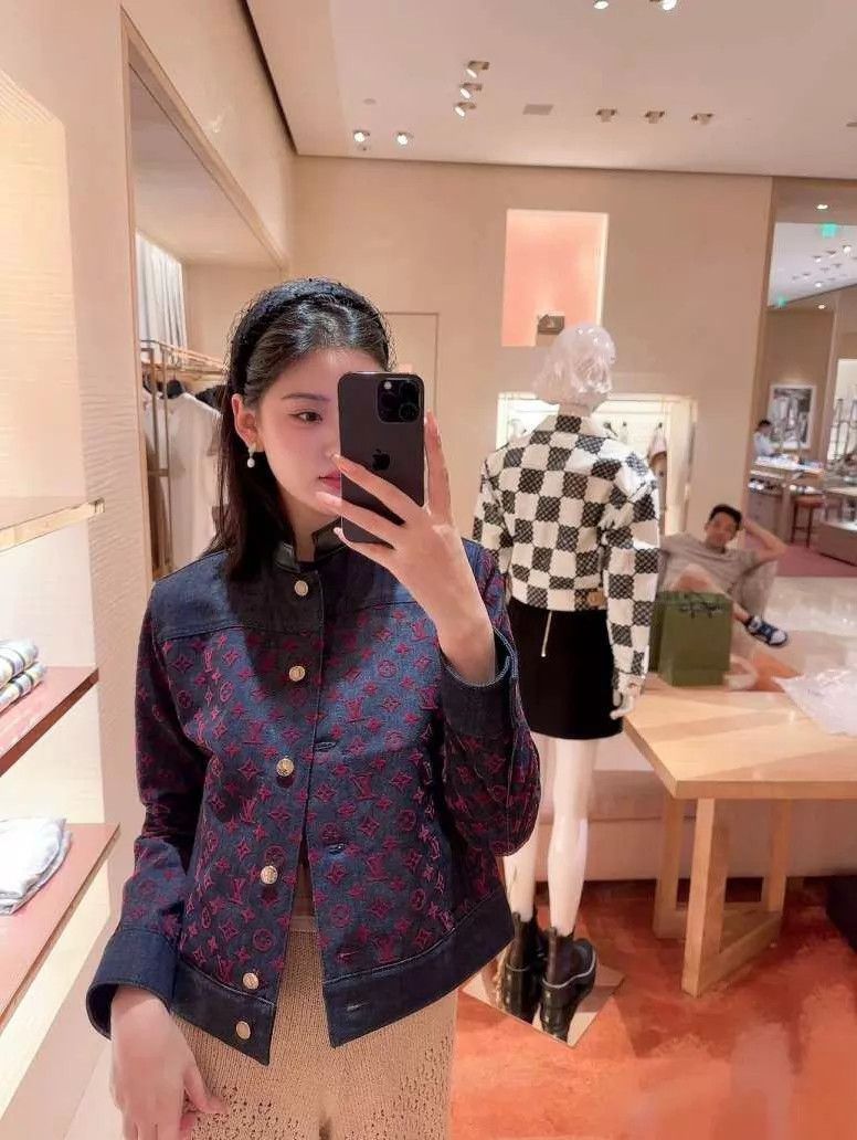 Louis Vuitton LV 3D Monogram Flocked All-Over Print Denim Jacket Size XS / US 0-2 / IT 36-38 - 6 Thumbnail