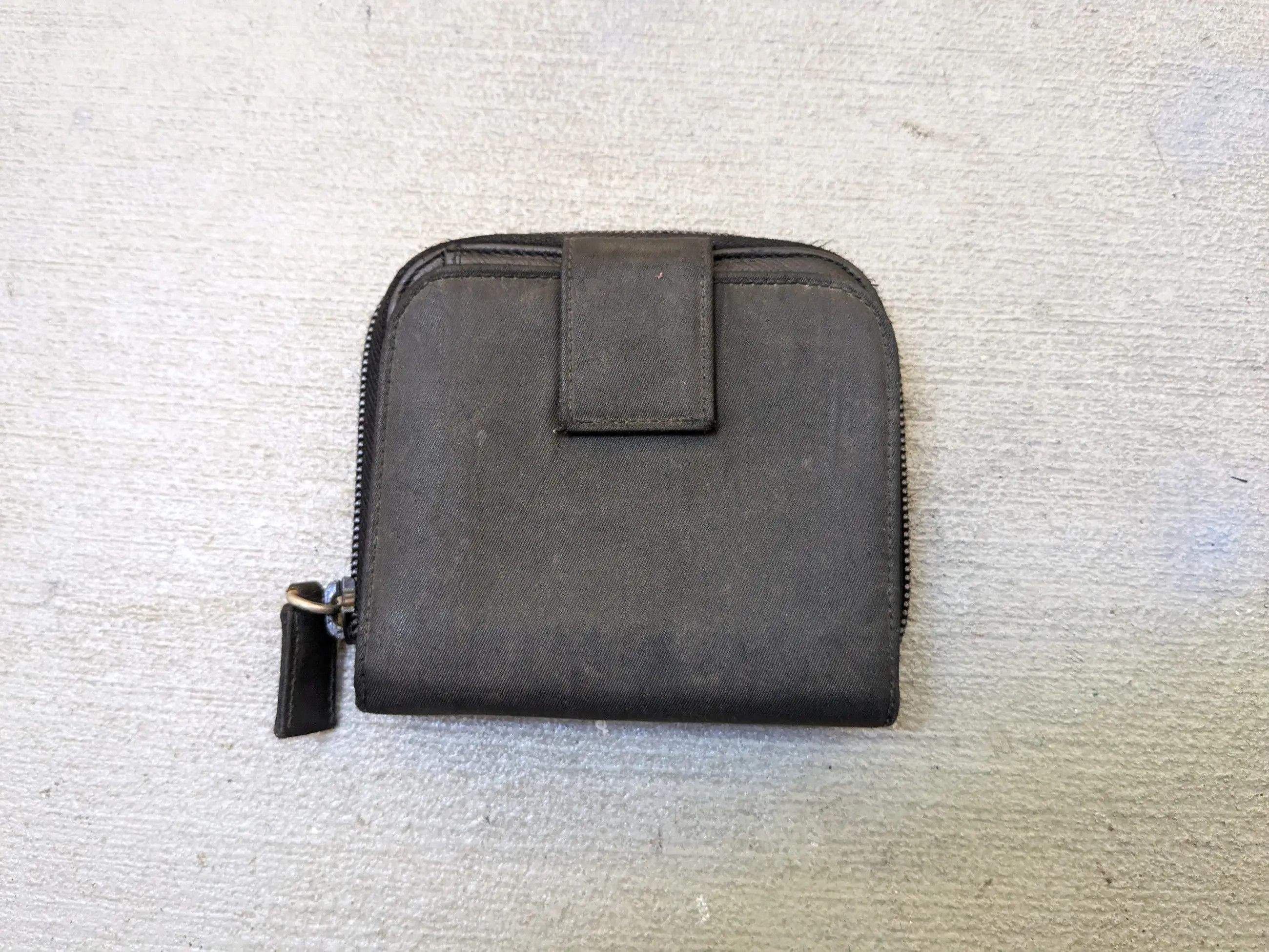 Prada Prada Wallet Black Saffiano Leather Bifold Cardholder Y2K Size ONE SIZE - 10 Thumbnail