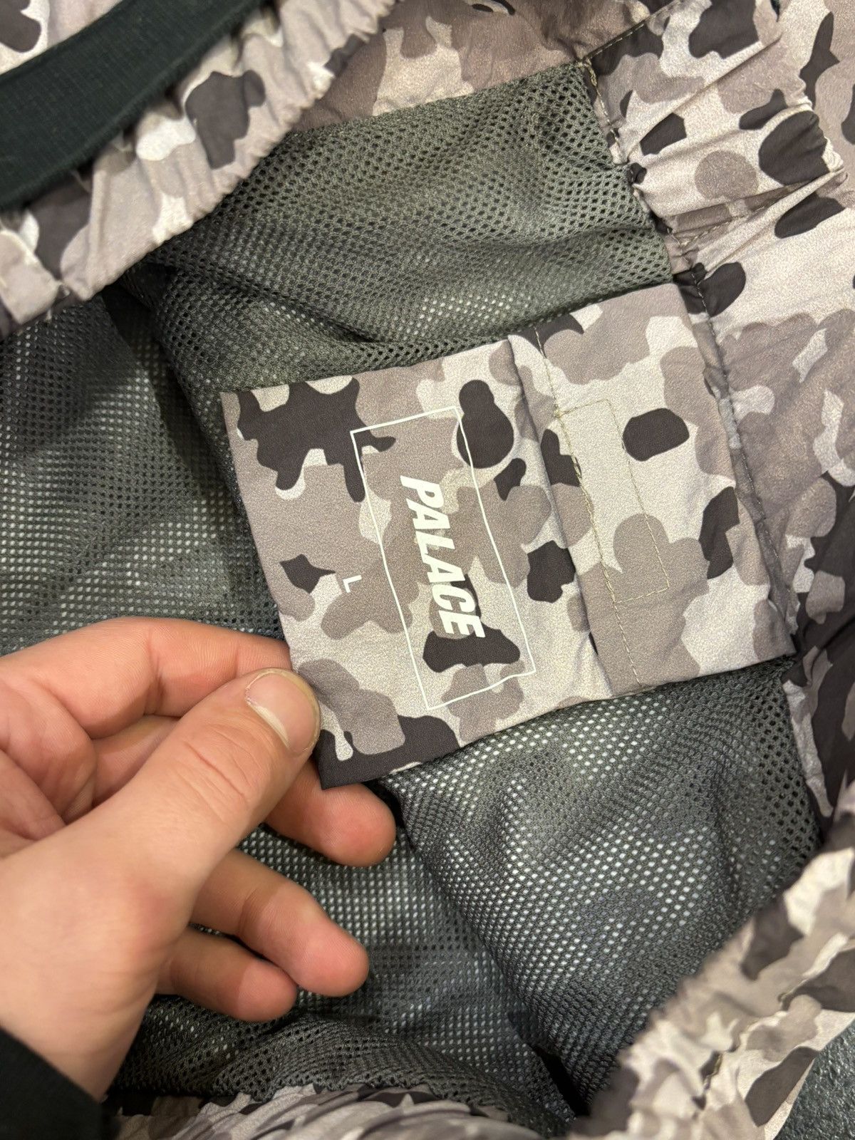 Palace Palace Zip Off Bottoms - Urban Camo Size US 34 / EU 50 - 3 Thumbnail