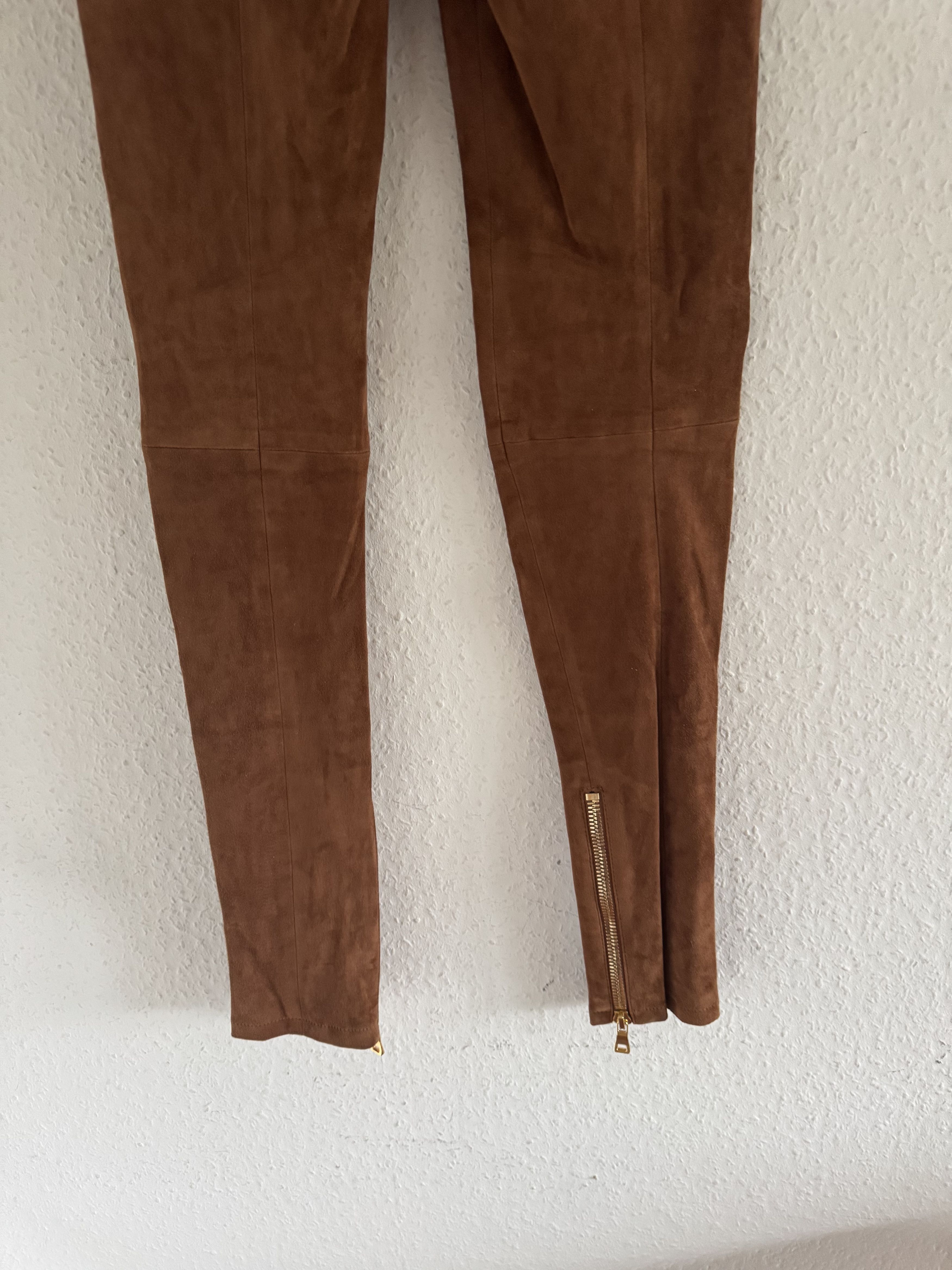 Balmain Suede High-Waist Trousers Size US 26 / EU 42 - 14 Thumbnail