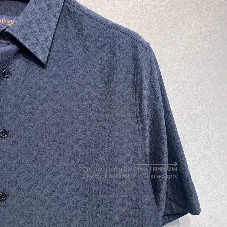 Louis Vuitton Louis Vuitton Three-flower dark print full print short sle Size US M / EU 48-50 / 2 - 3 Thumbnail