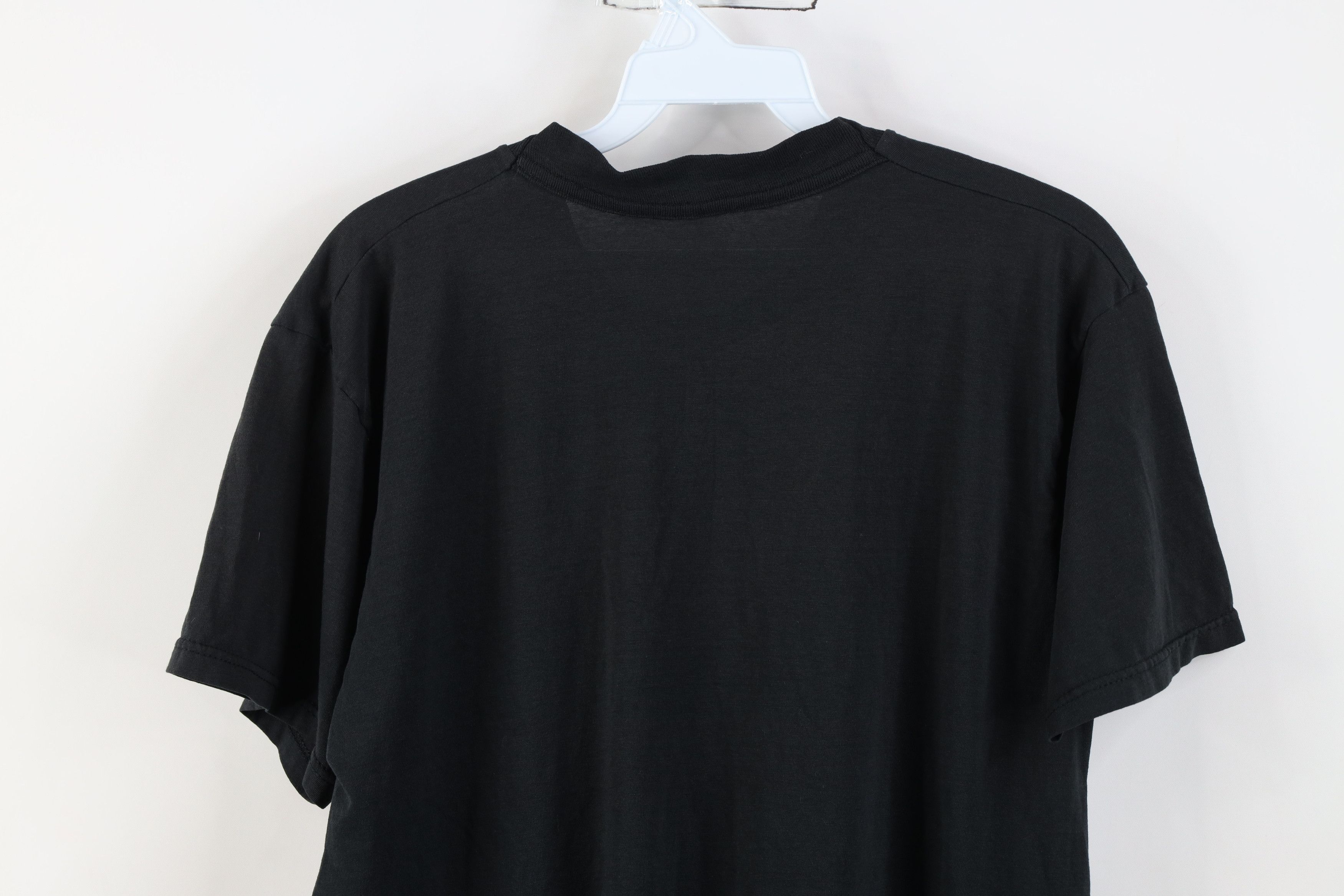 Vintage Vintage 90s Streetwear Faded Blank Thin Pocket T-Shirt Black Size US M / EU 48-50 / 2 - 13 Thumbnail