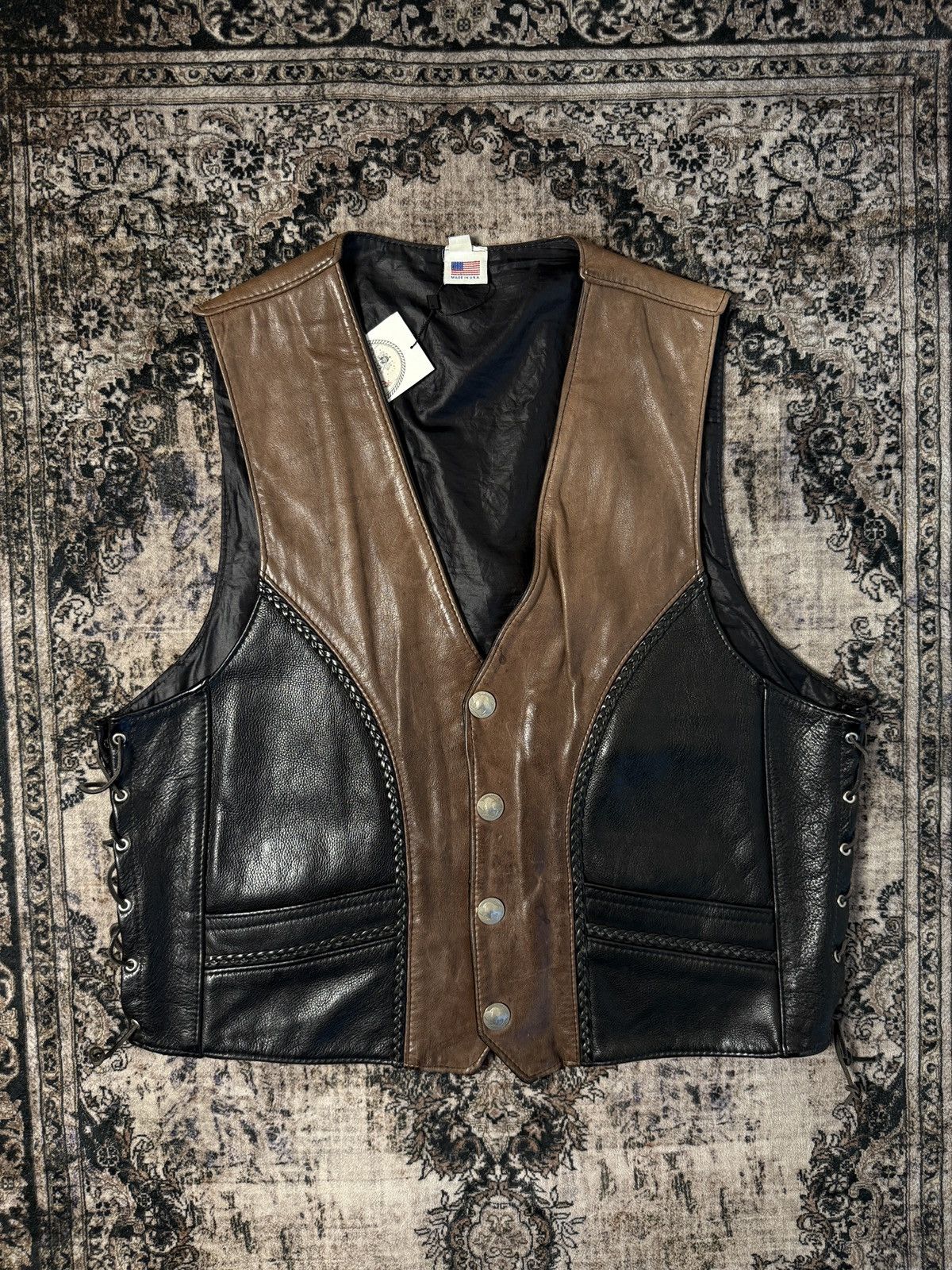 Vintage Vintage Black/Brown Leather Vest (Size XL) Size US XL / EU 56 / 4 - 1 Thumbnail