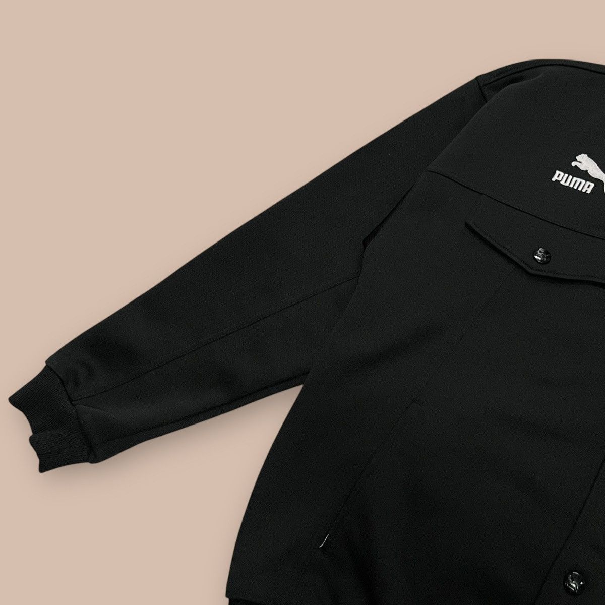 Puma OG 90s-2000s Y2K Puma Black Button Down Jacket Size US M / EU 48-50 / 2 - 11 Thumbnail