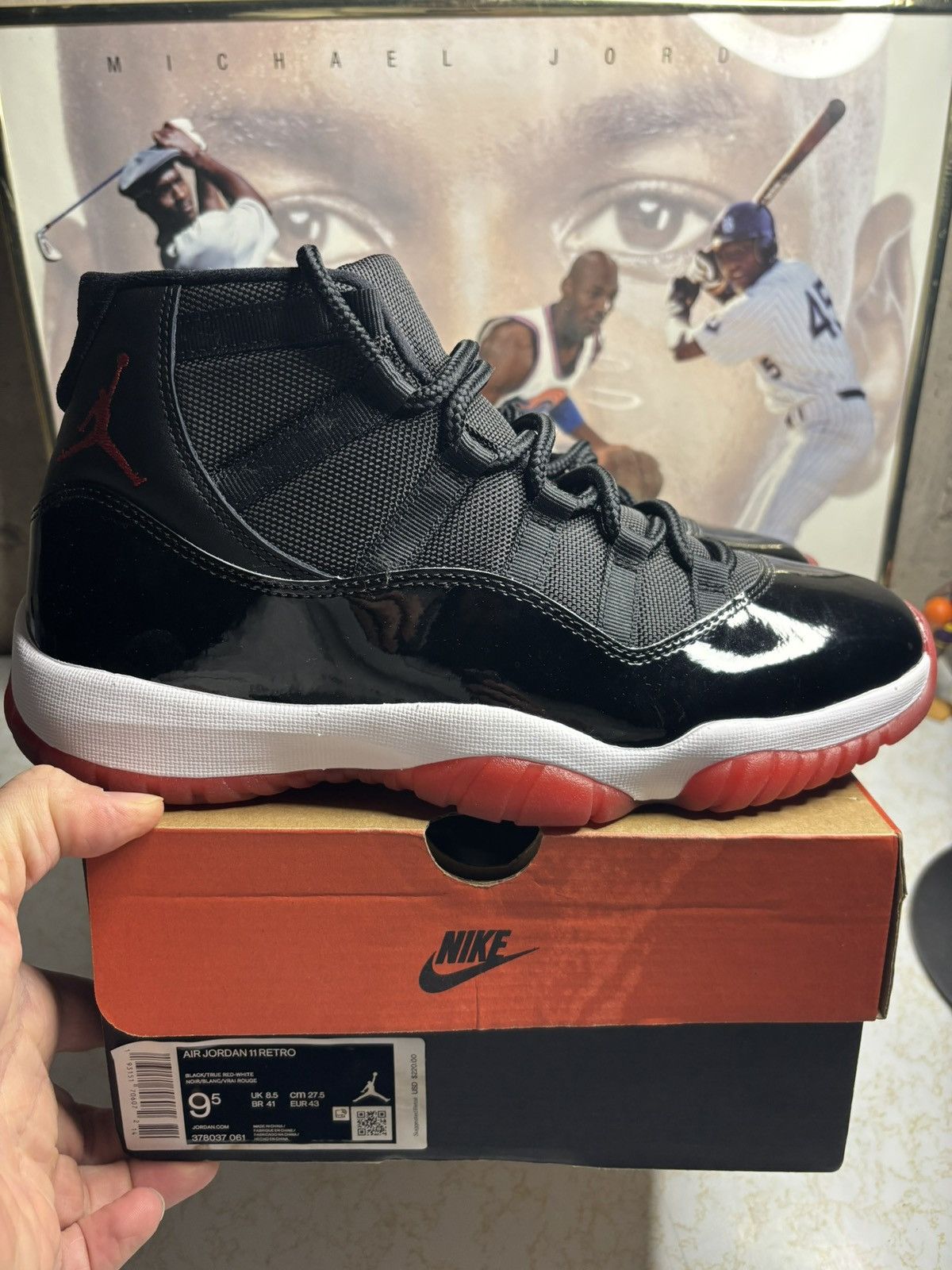 Jordan Brand Air Jordan 11 Bred 2019 Size US 9.5 / EU 42-43 - 1 Thumbnail
