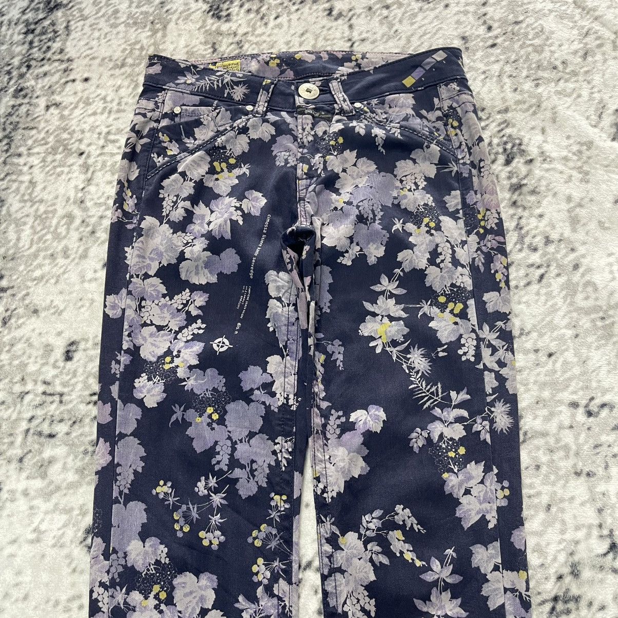 Marithe + Francois Girbaud Marithe Francais Girbaud Floral Ankle Pants Size 27" / US 4 / IT 40 - 3 Thumbnail
