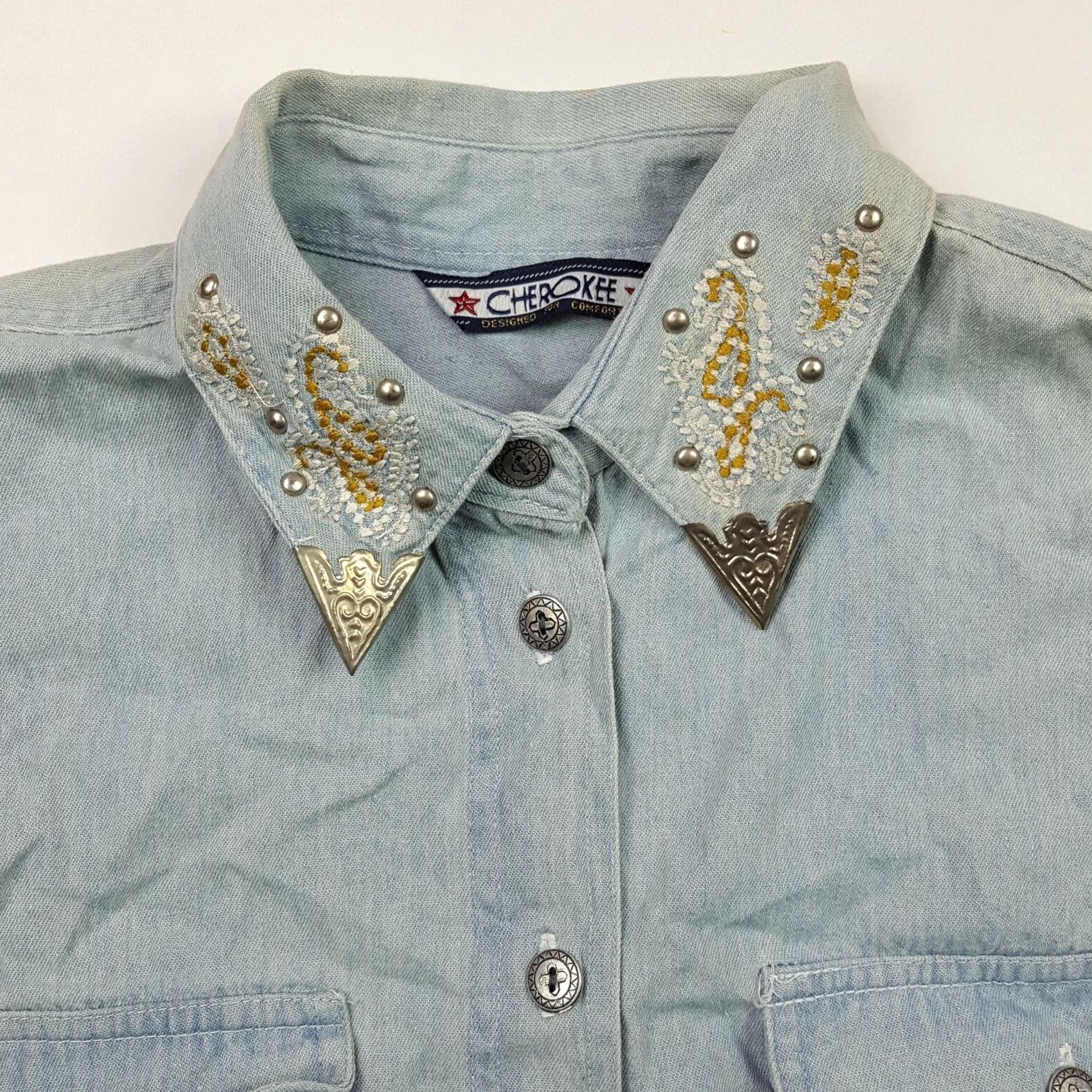 Cherokee VINTAGE Cherokee Western Denim Shirt Womens Size M Button-Up Studded Collared Southwestern Short Sleeve Blue 80s 90s Western Casual Mens? Size M / US 6-8 / IT 42-44 - 3 Thumbnail