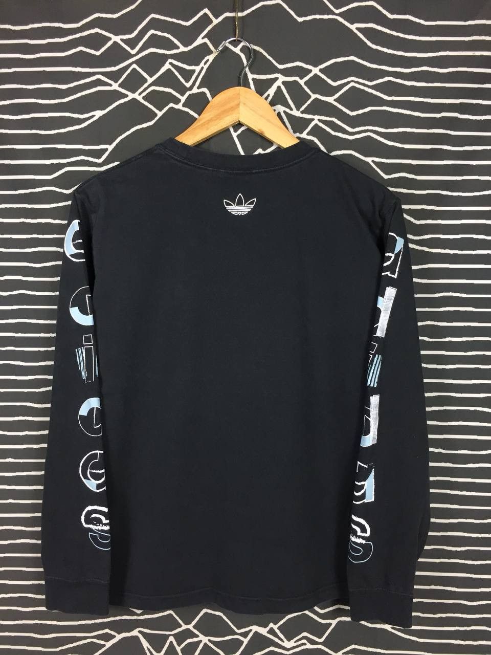Adidas × Vintage Vtg Adidas Originals Graphic Spell Out Longsleeve Tee Size US M / EU 48-50 / 2 - 5 Thumbnail