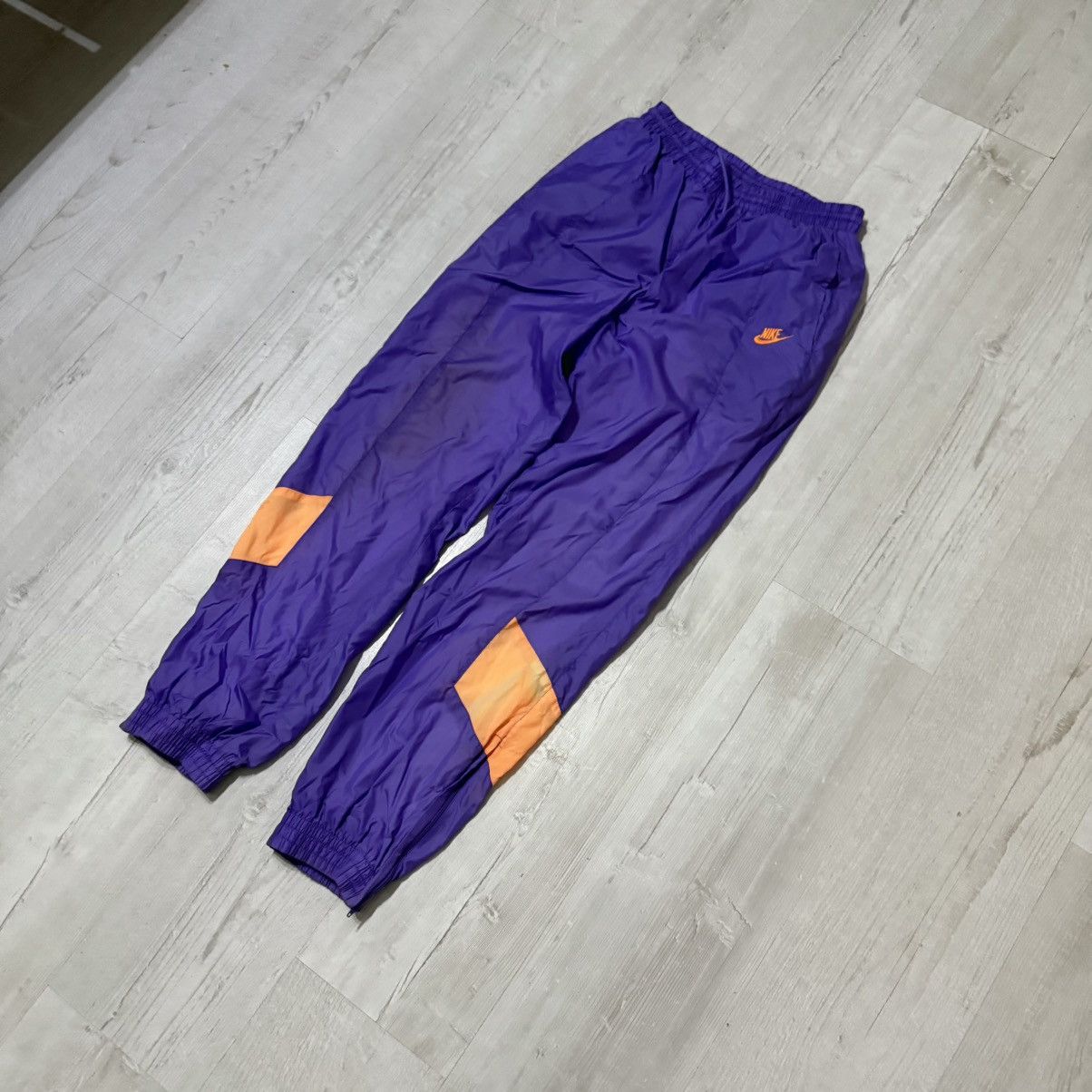 Vintage Nike Vintage Nylon Purple TrackPants 90s Streetwear Size US 31 - 2 Thumbnail
