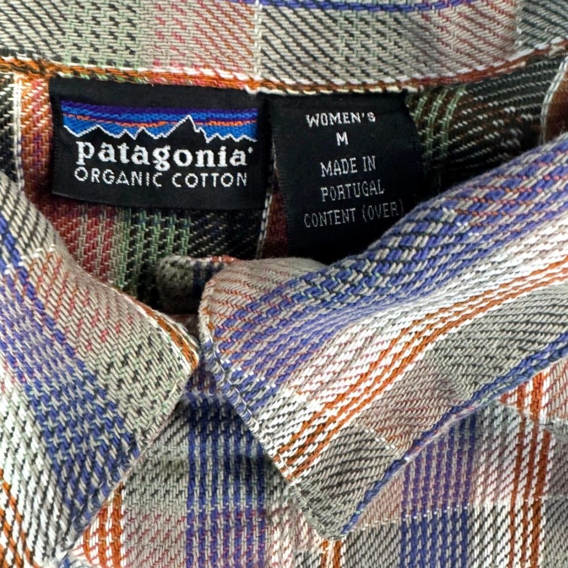 Patagonia VINTAGE Patagonia Women's Organic Cotton Flannel Shirt Size M Distressed Size M / US 6-8 / IT 42-44 - 4 Thumbnail