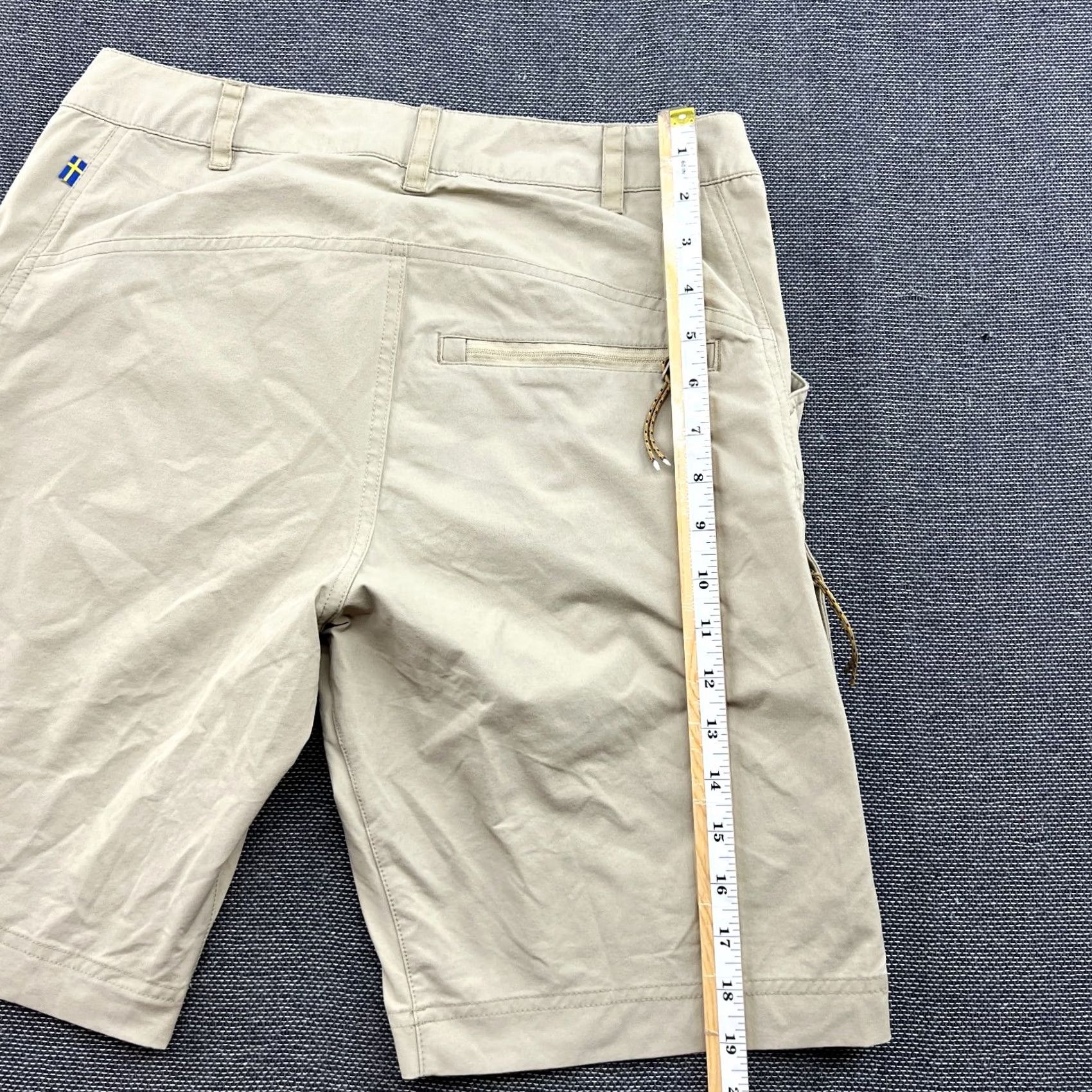 Vintage Fjällräven Abisko Lite Shorts Womens EU 38 US 29 Beige Trekking Outdoor Hiking Cargo Short Women Regular Beige Outdoor Size 26" / US 2 / IT 38 - 5 Thumbnail
