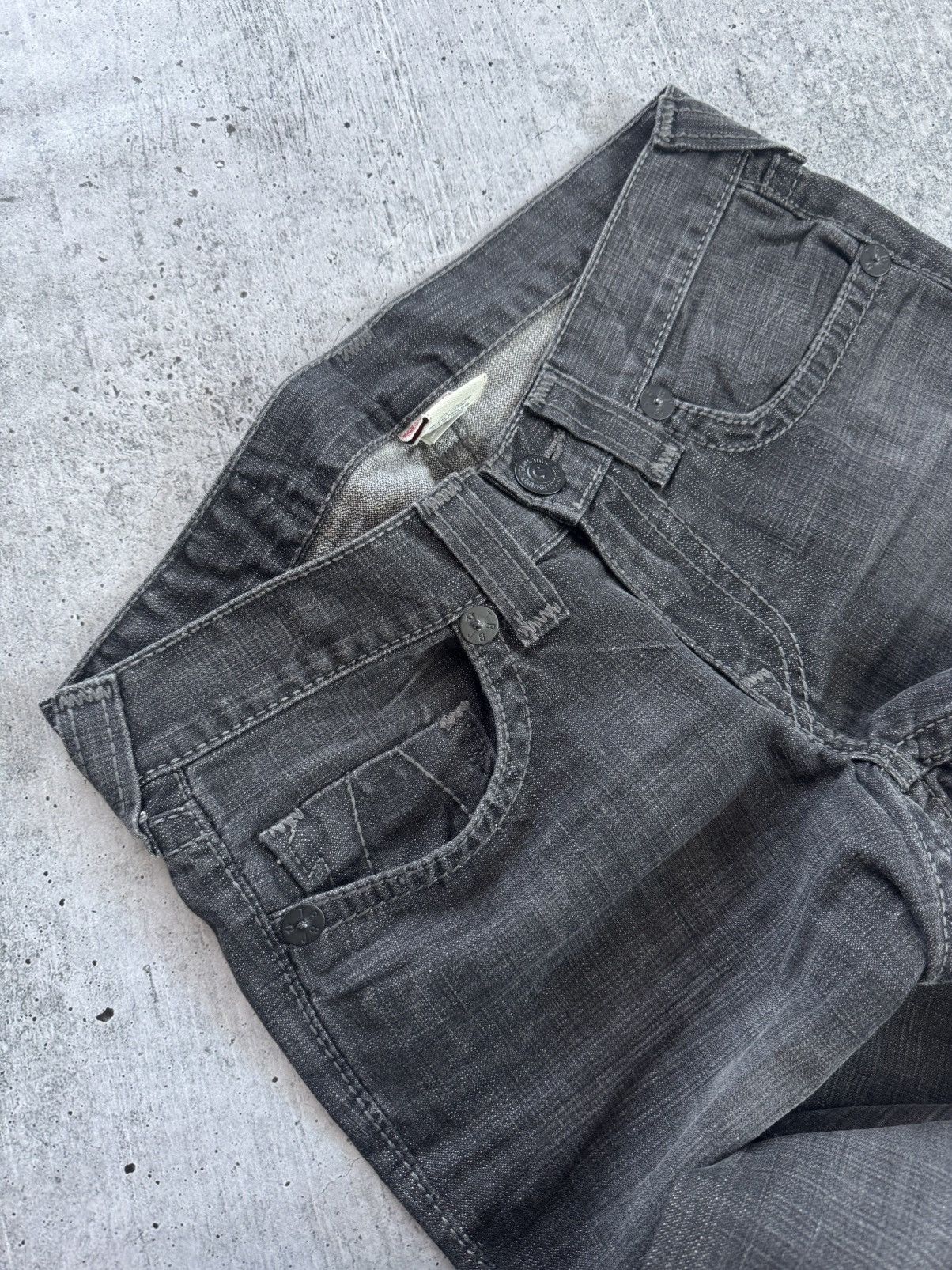 True Religion True Religion Vintage Y2K Denim Jeans Dark Gray Rare Size 32 Size US 32 / EU 48 - 6 Thumbnail