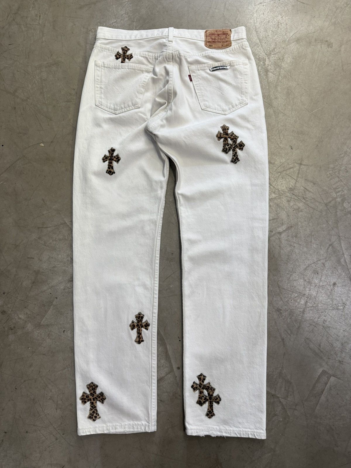Chrome Hearts Chrome Hearts White Levi’s 501 Leopard Cross Patch Jeans Size US 34 / EU 50 - 2 Thumbnail