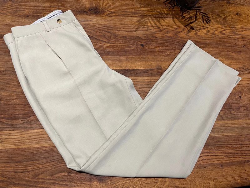 Burberry Burberry pleated pants Size US 32 / EU 48 - 1 Thumbnail