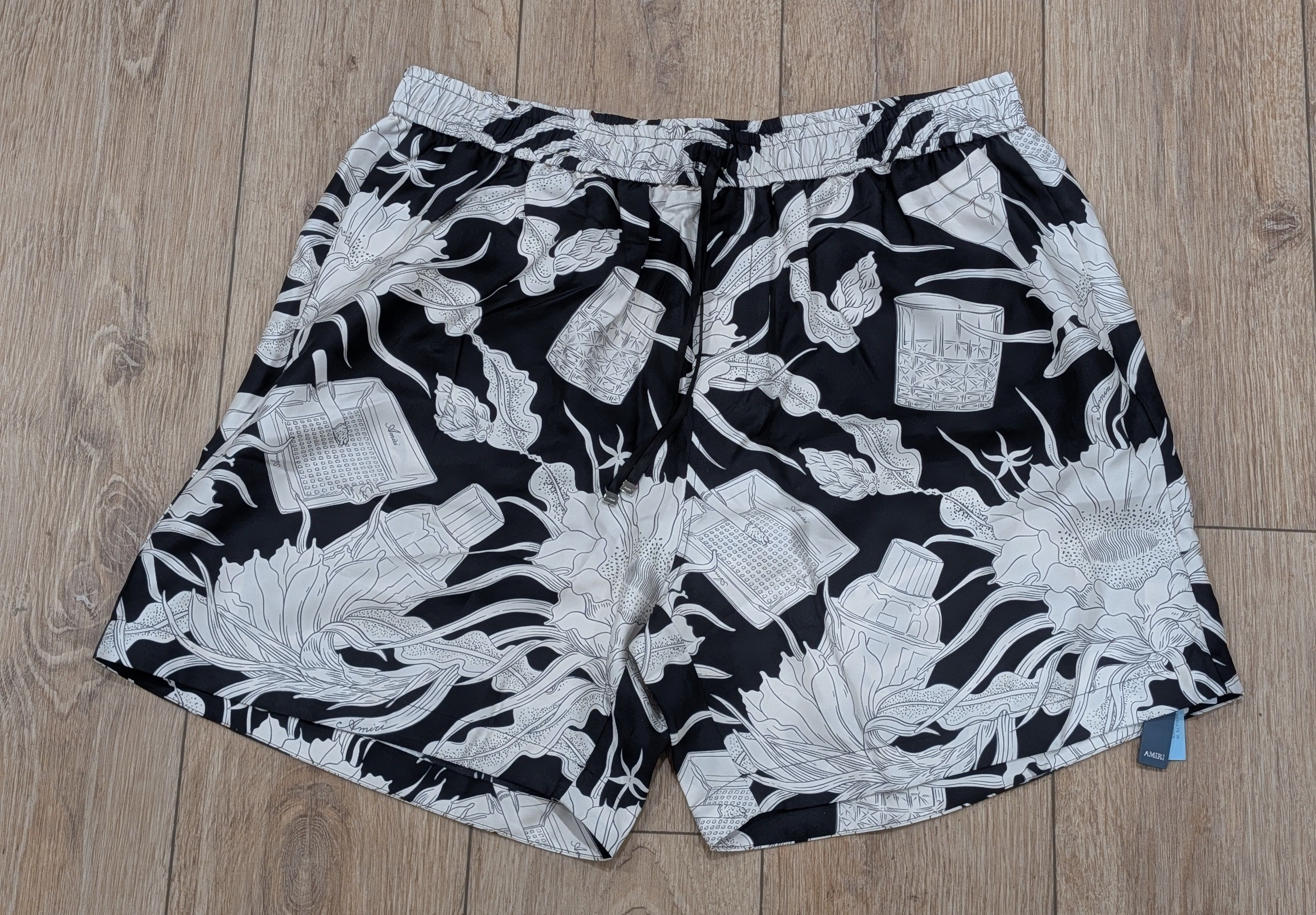 Amiri AMIRI Floral Glossy Silk Shorts Black Multi XL Size US 36 / EU 52 - 1 Thumbnail