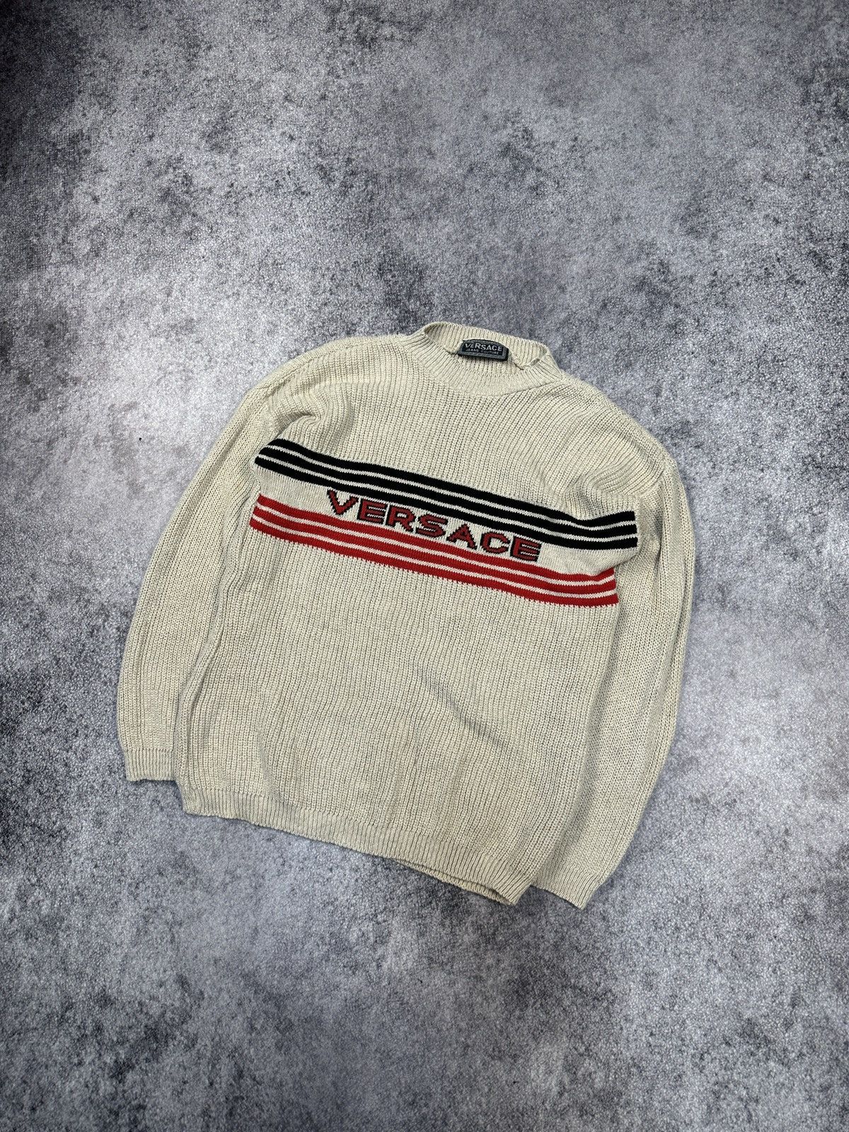 Versace Vintage Versace Knitwear Big Logo Streetwear Style Rare L Size US L / EU 52-54 / 3 - 1 Thumbnail