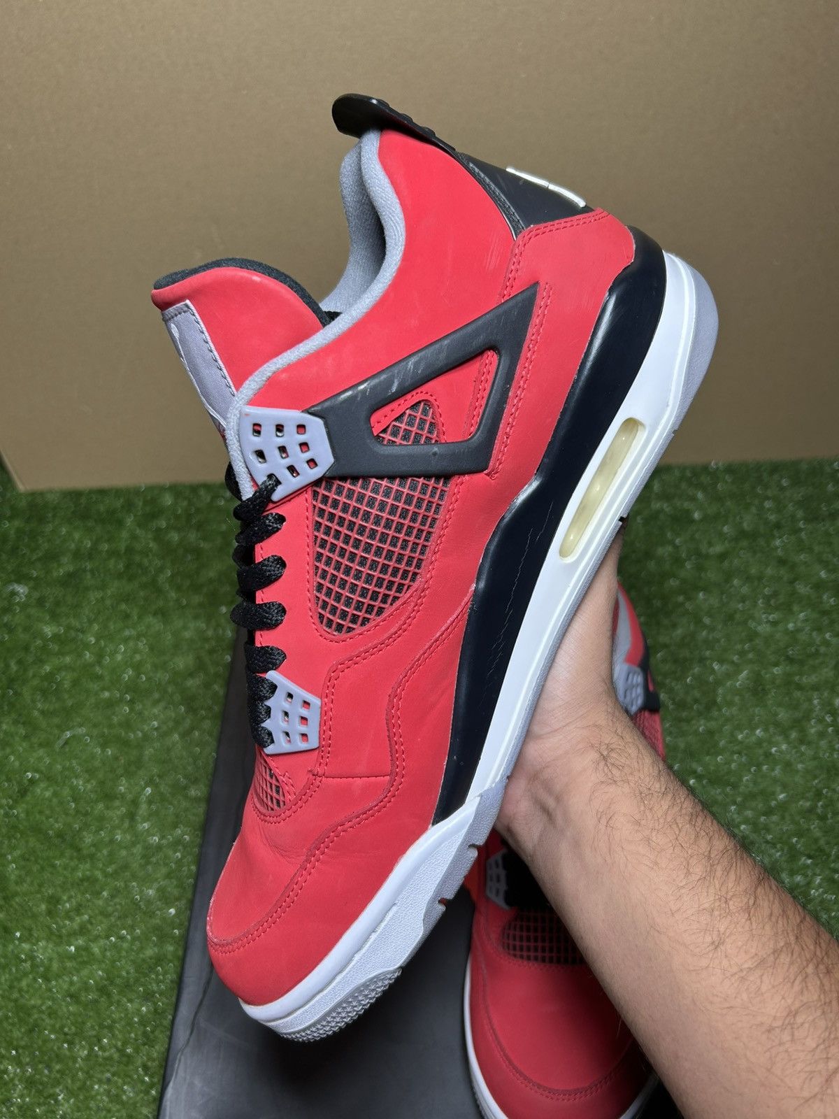 Jordan Brand Jordan 4 toro bravo 2013 Size US 12 / EU 45 - 7 Thumbnail