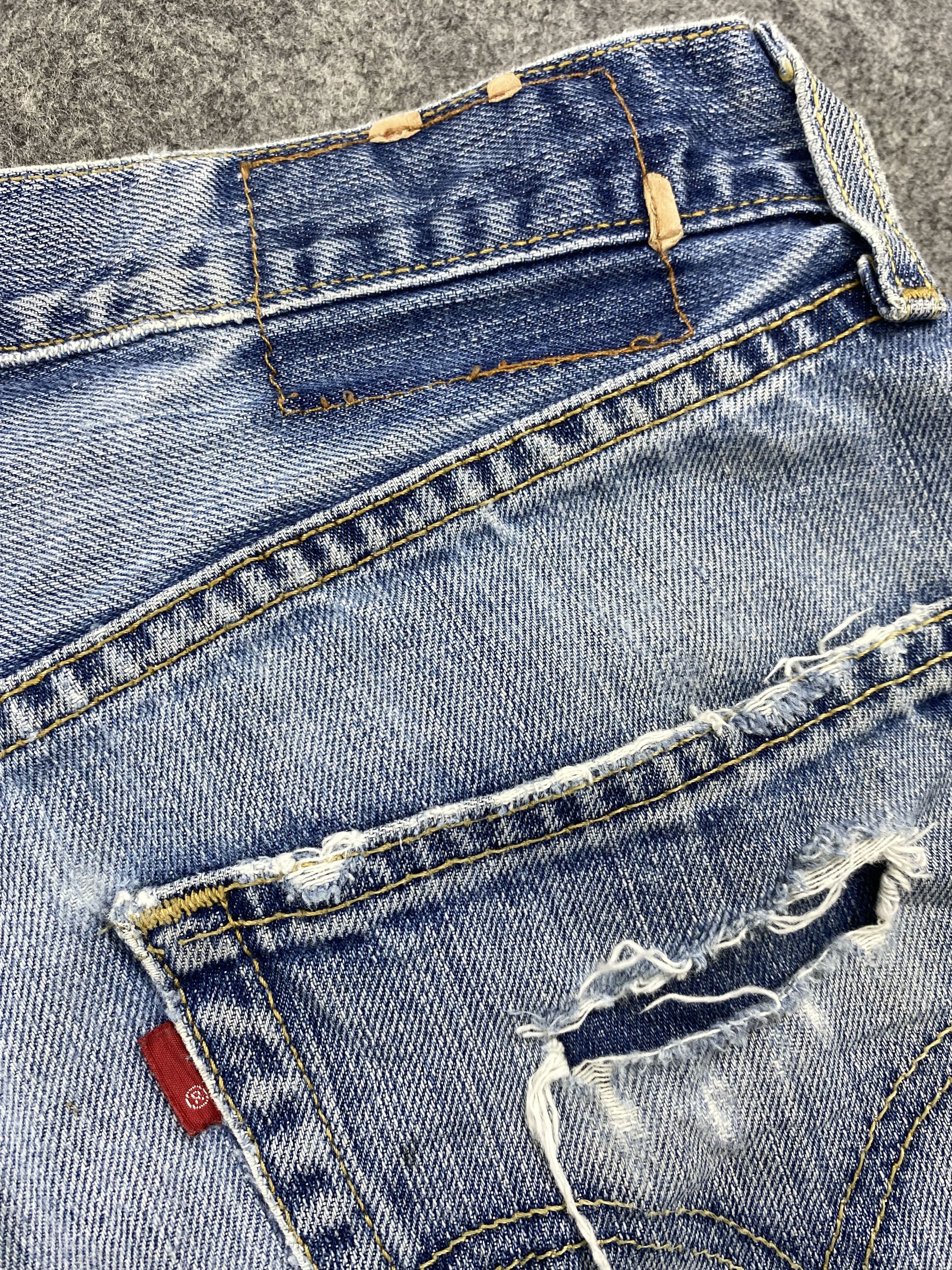Levi's Mid Blue Distressed Vintage Levi's 501 36x30 Denim -JN1158 Size US 36 / EU 52 - 10 Thumbnail