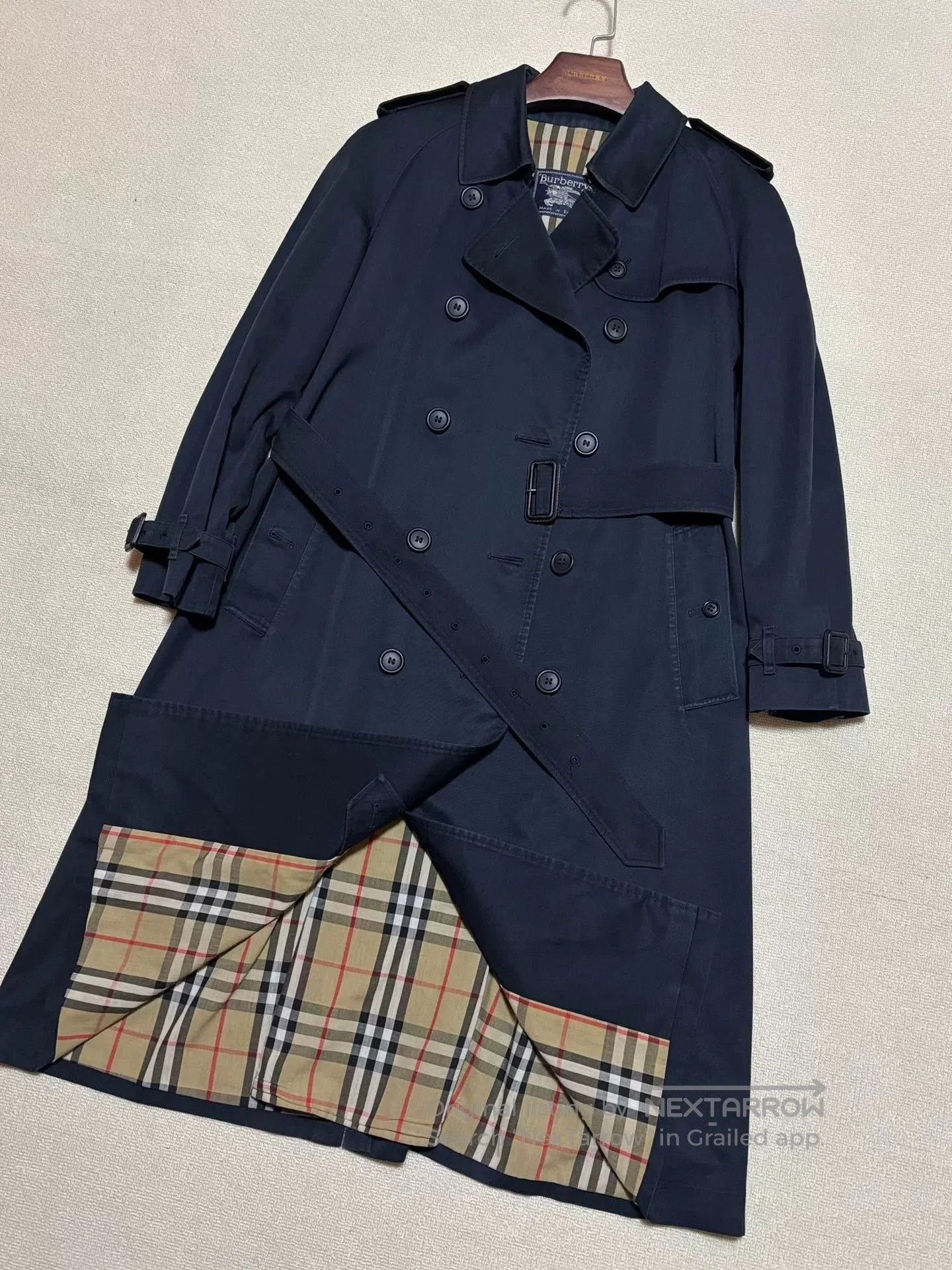 Burberry Burberry Women's Trench Coat. Size M / US 6-8 / IT 42-44 - 1 Thumbnail
