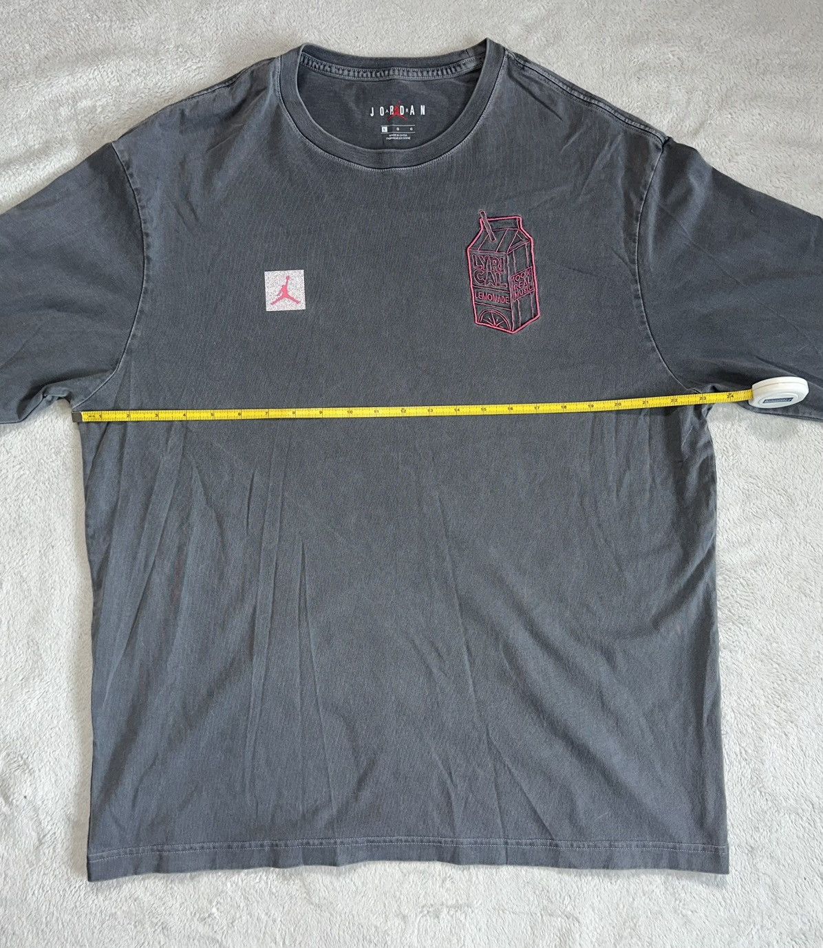 Jordan Brand × Lyrical Lemonade × Nike Jordan Brand x Lyrical Lemonade Long Sleeve Size US L / EU 52-54 / 3 - 4 Thumbnail