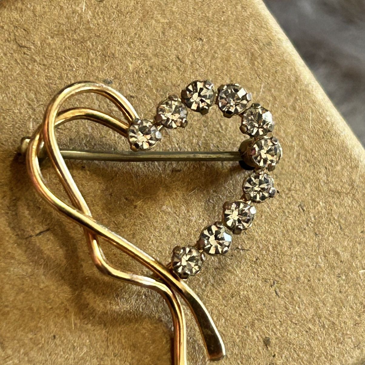 Vintage Vintage Krementz 14k gold filled clear stone heart brooch Size ONE SIZE - 7 Thumbnail