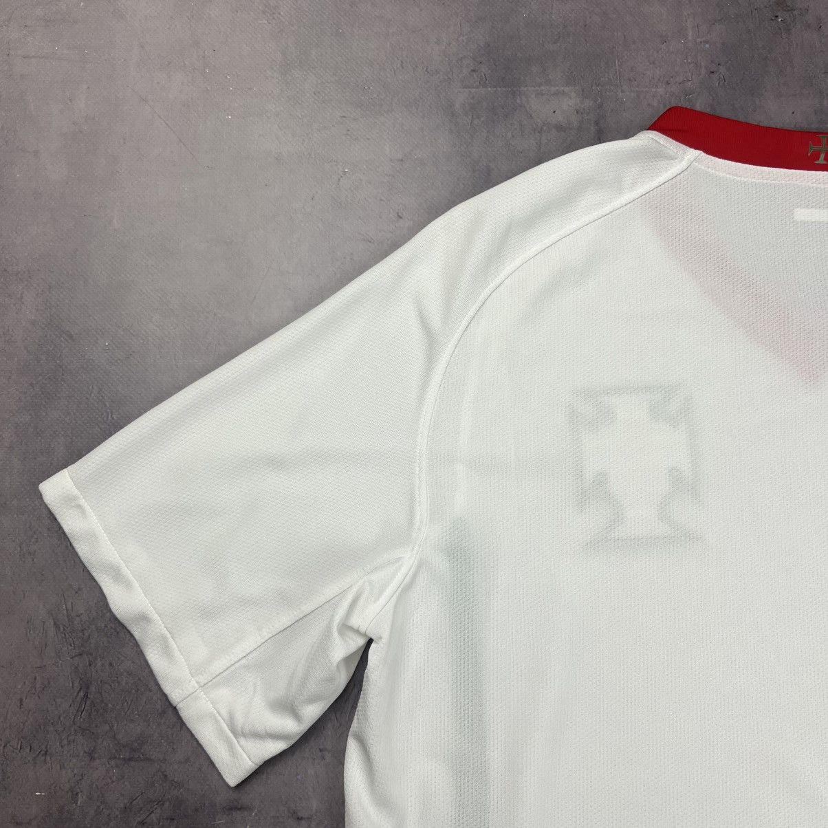 Nike Rare! Portugal Nike Away Shirt Soccer Jersey 2008/10 Size US M / EU 48-50 / 2 - 14 Thumbnail