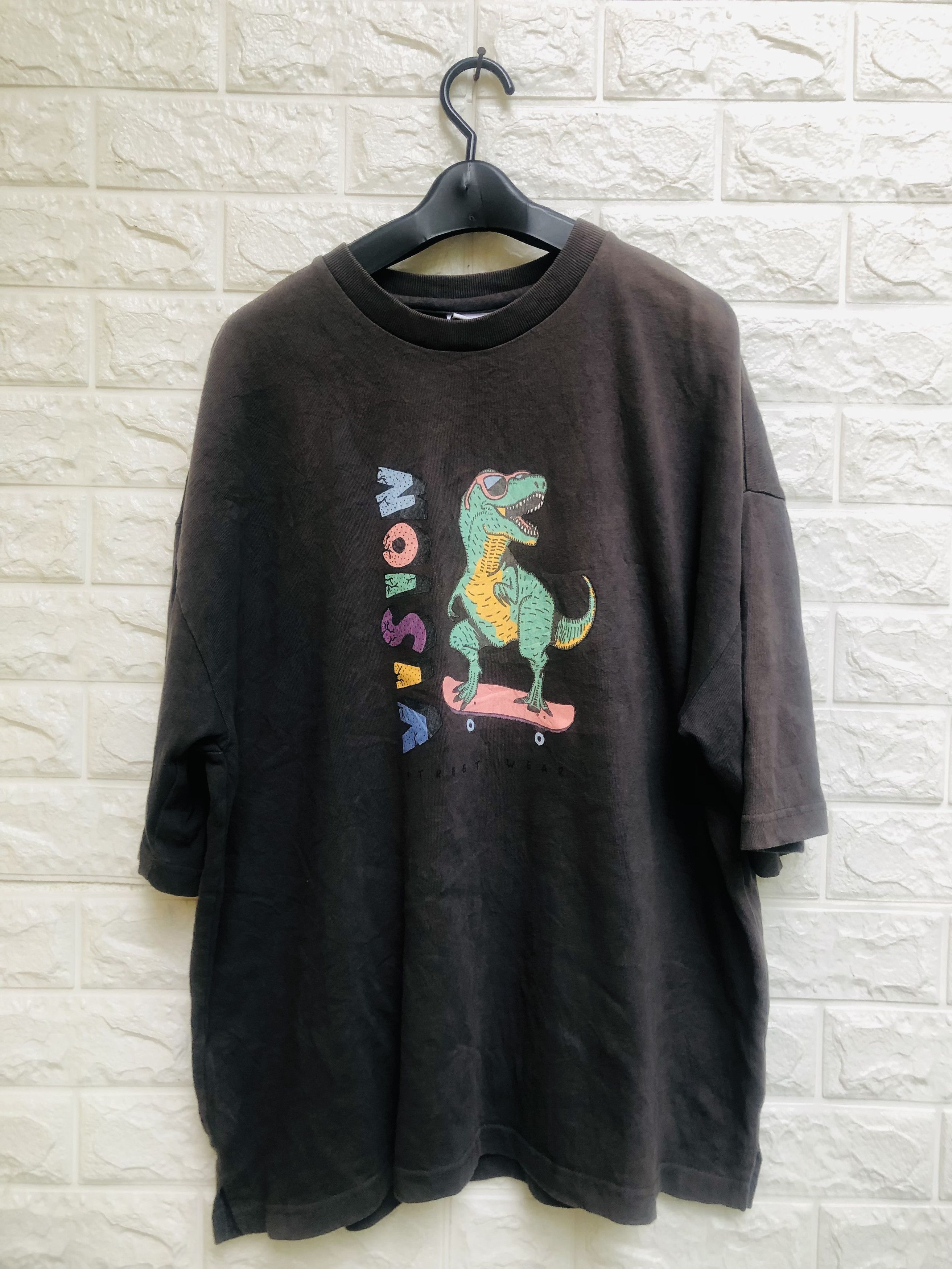 image of Vintage Vision Streetwear Skateboard Japanese Designer Style in Grey, Men's (Size XL)