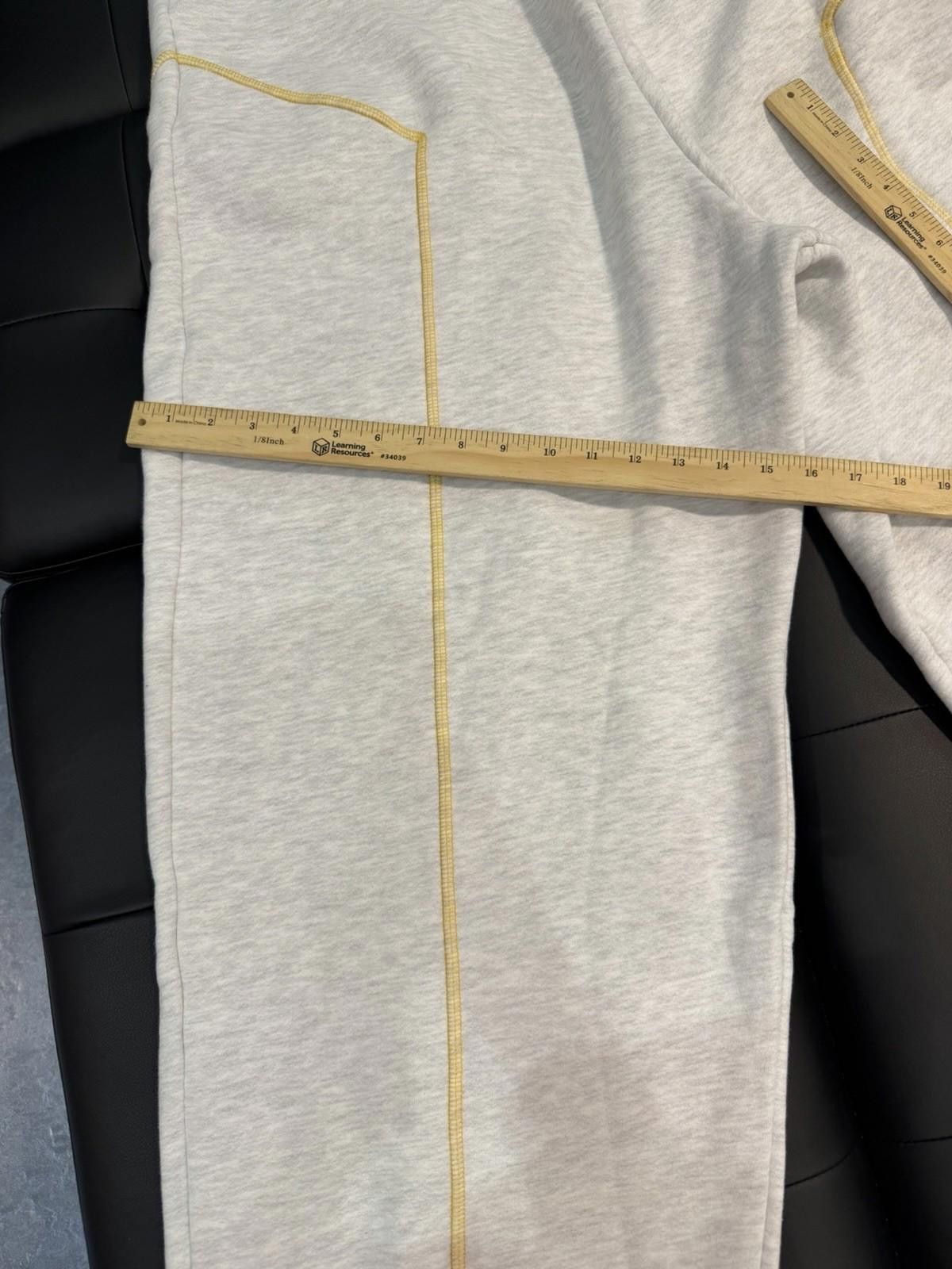 The GV Gallery Gv Gallery Raspberry Hills Grey Sweatpants Size Medium Size US 32 / EU 48 - 7 Thumbnail