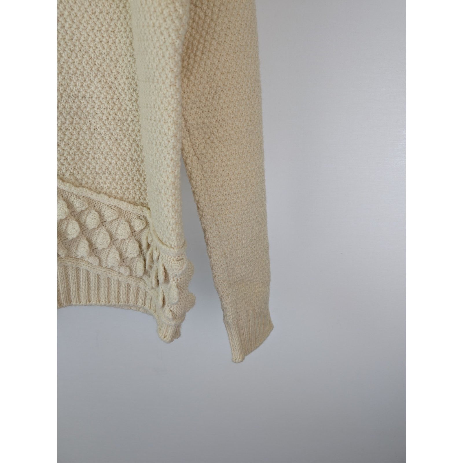 Bottega Veneta o1rshd1 Men Wear Wool Snake Knit Sweater in Dove Size US L / EU 52-54 / 3 - 12 Thumbnail