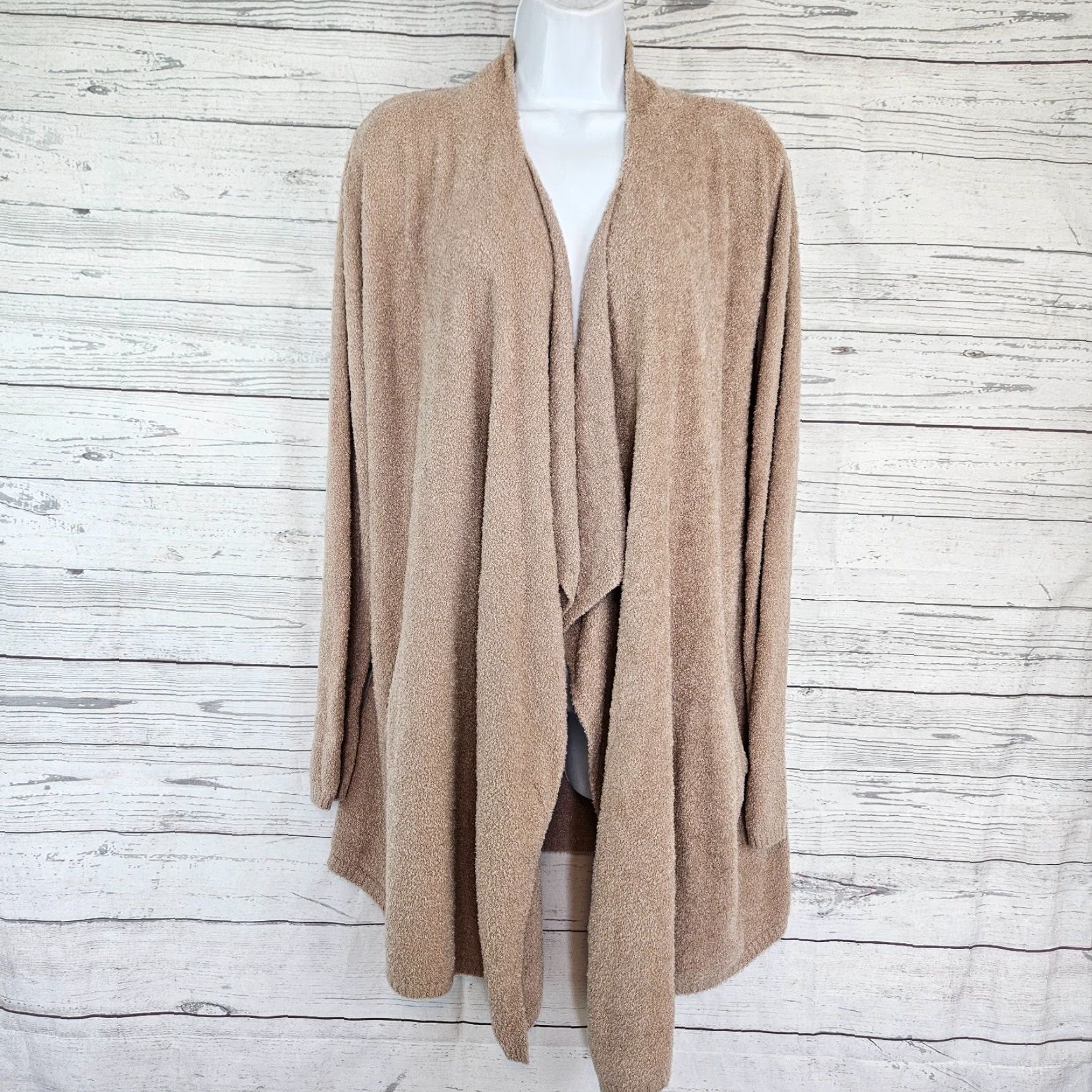 Vintage Barefoot Dreams Womens Island Wrap Sz S/M Beige Long Sleeve Sweater Size S / US 4 / IT 40 - 2 Thumbnail