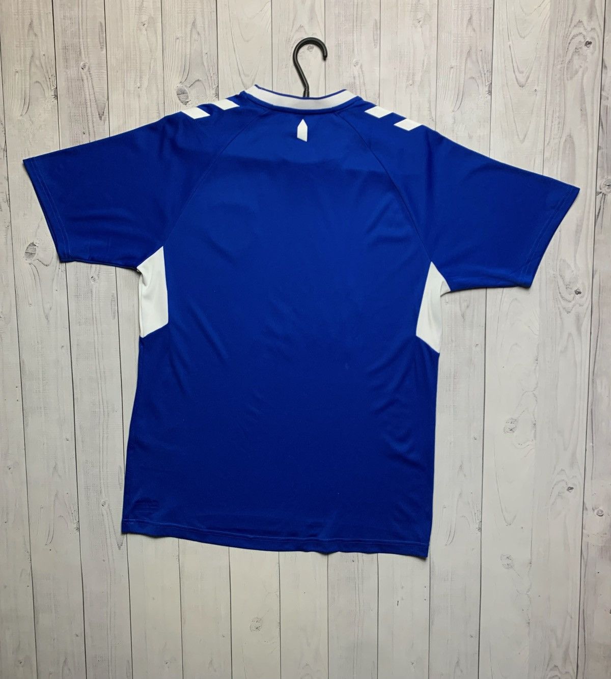 Vintage Vintage Everton soccer jersey size M logo Size US M / EU 48-50 / 2 - 5 Thumbnail