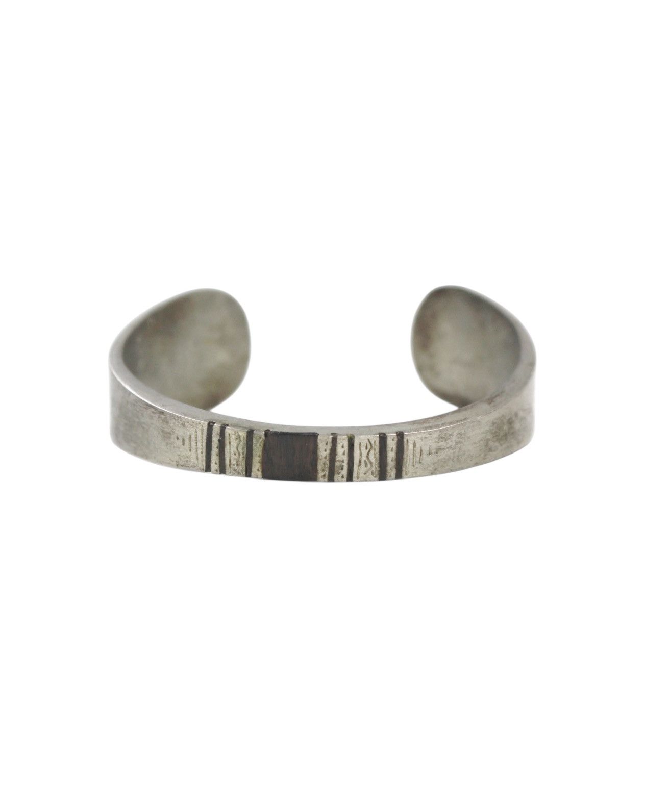 Vintage 2000S JAPANESE MADE HAND-ETCHED CUFF BRACELET Size ONE SIZE - 2 Thumbnail