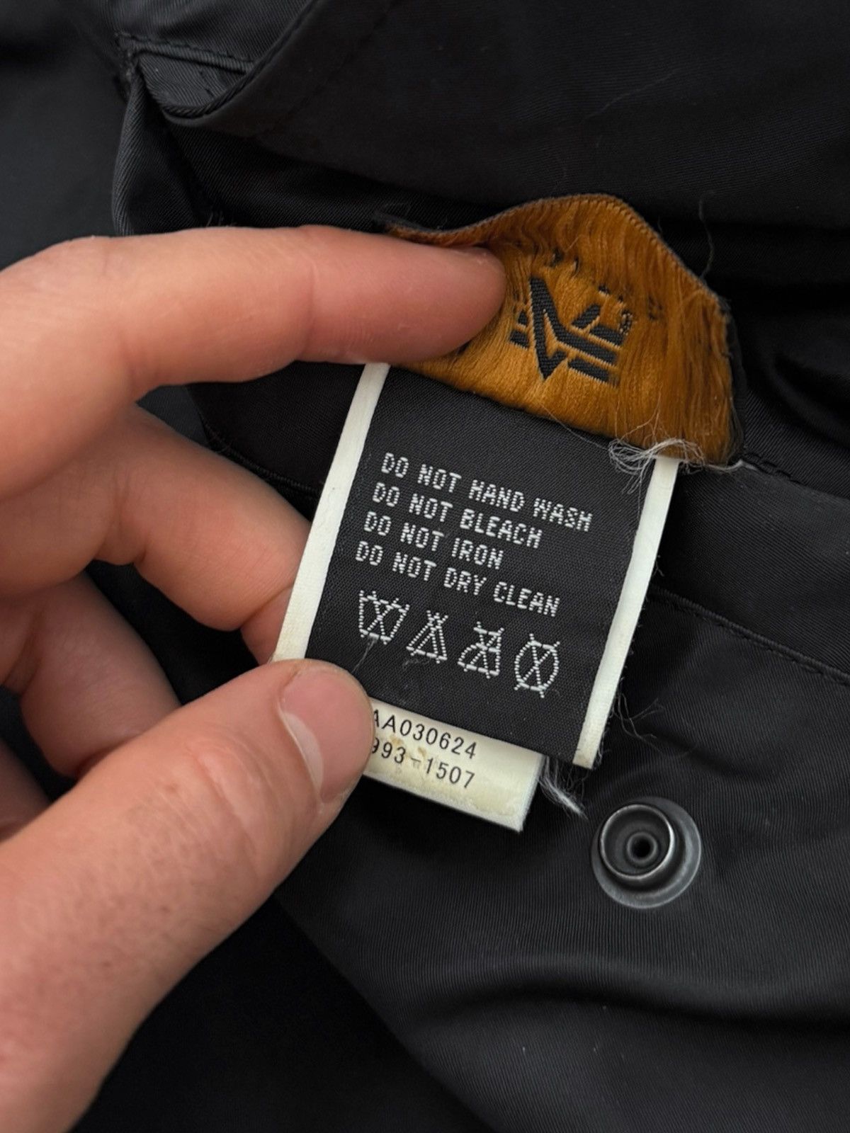 Undercover 2004 GRAIL OG 1st Fragment Deerskin Patch Bomber Size US M / EU 48-50 / 2 - 10 Thumbnail
