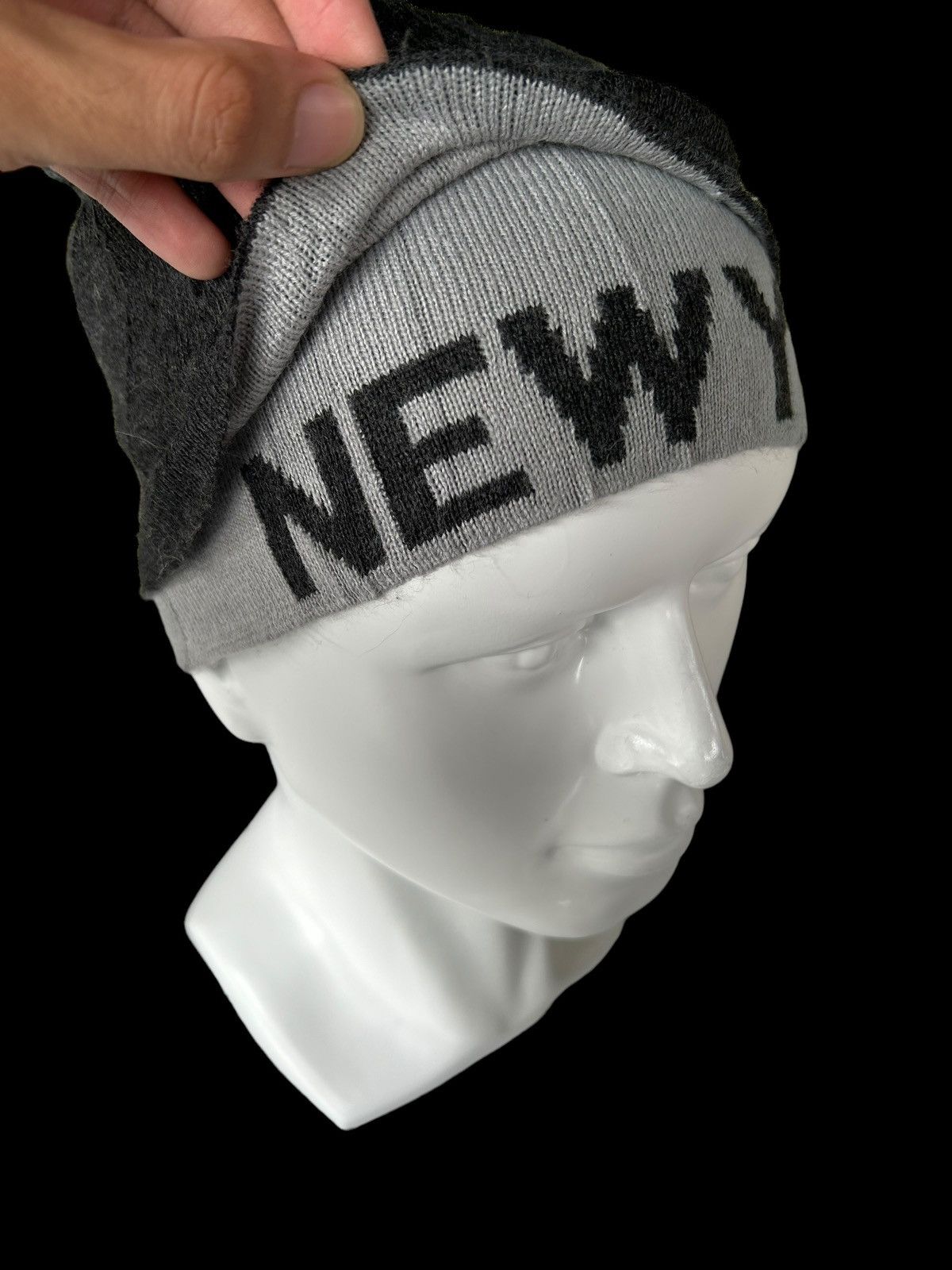 20471120 × Japanese Brand × New York Yankees Vintage Y2k Two Layers NY Beanie Hats Size ONE SIZE - 3 Thumbnail