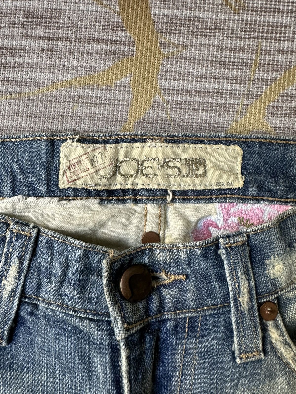 Joe's FLARE Joe’s Distressed Faded Blue Boot Jeans Size 28" / US 6 / IT 42 - 23 Thumbnail