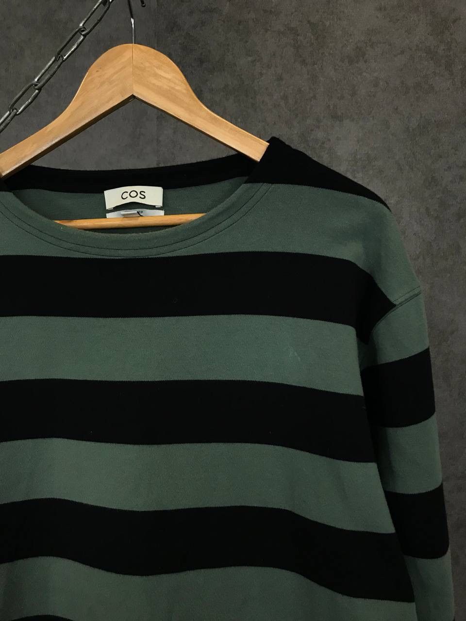 Cos Cos designer striped sweatshirt Size US L / EU 52-54 / 3 - 2 Thumbnail