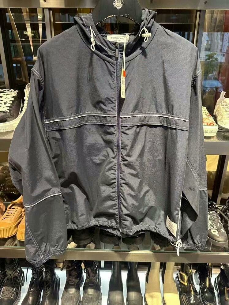Thom Browne thom browne lightweight hooded jacket Size US M / EU 48-50 / 2 - 1 Thumbnail