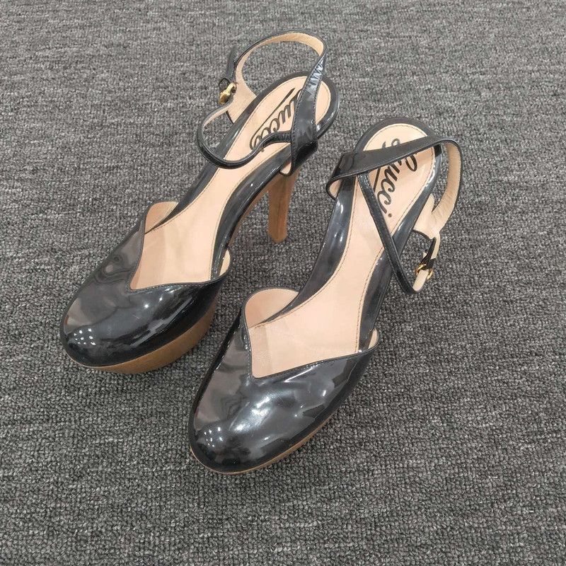 Gucci Gucci Black Leather Heels for Women 0079 Size US 6 / IT 36 - 1 Thumbnail