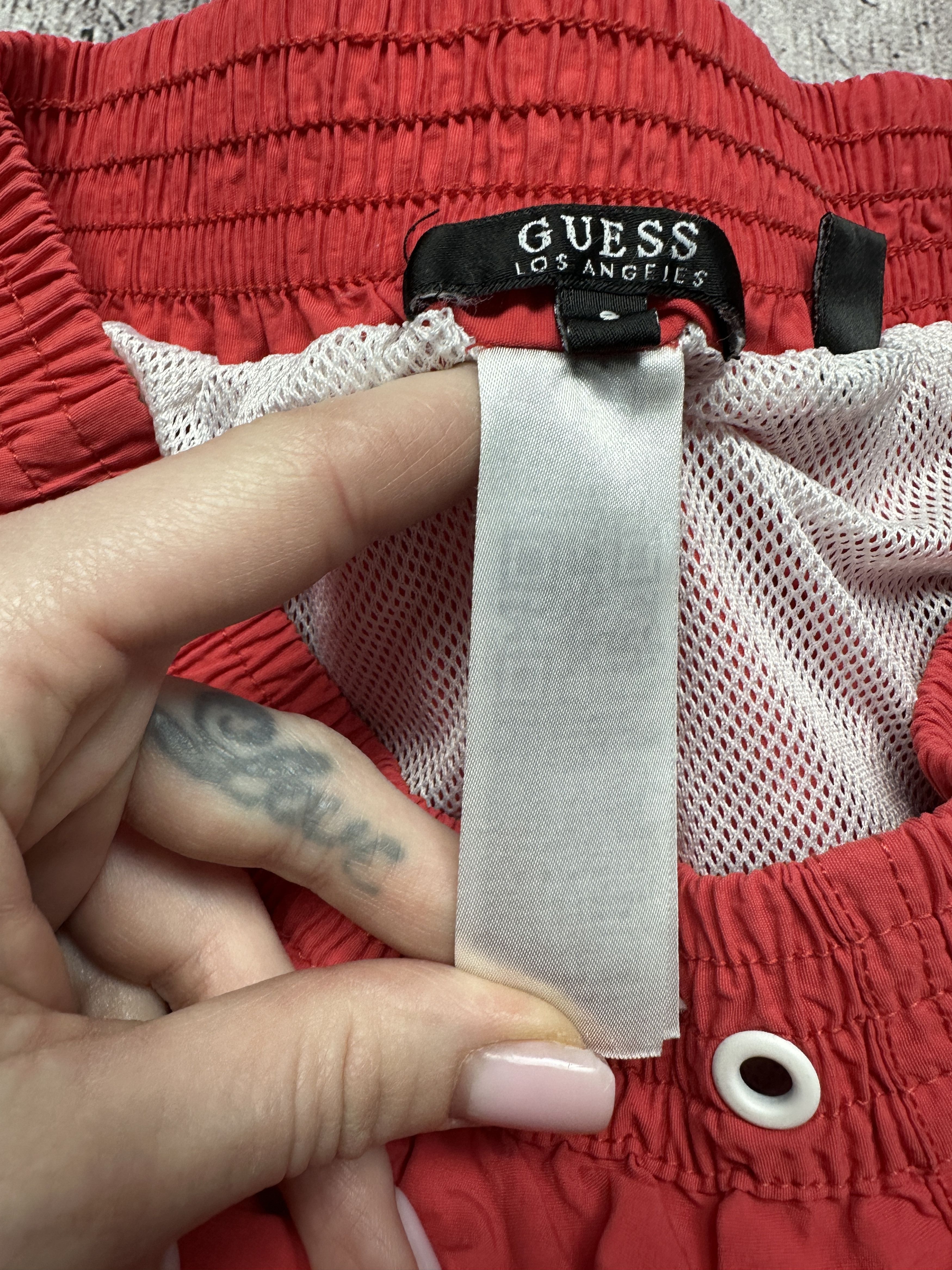 Guess Guess Mens Nylon Shorts Size US 30 / EU 46 - 7 Thumbnail