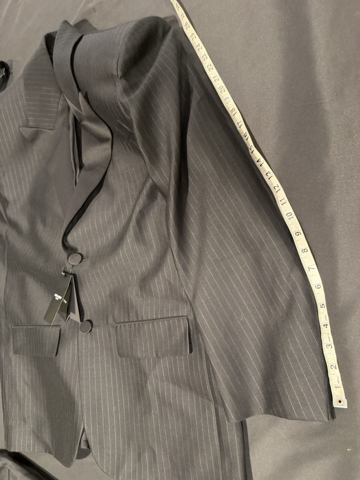 Saint Laurent Paris Saint laurent mens oversized blazer and pants $4790 Size US XL / EU 56 / 4 - 5 Thumbnail