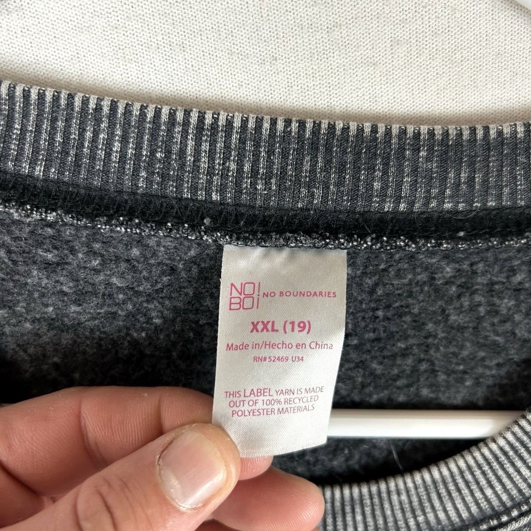 Vintage No Boundaries Sweatshirt Junior's 2XL Gray Stonewash Crew Neck Long Sleeve Logo Retro 70s 80s 90s Activewear Casual Womens Size XXL / US 16-18 / IT 52-54 - 3 Thumbnail