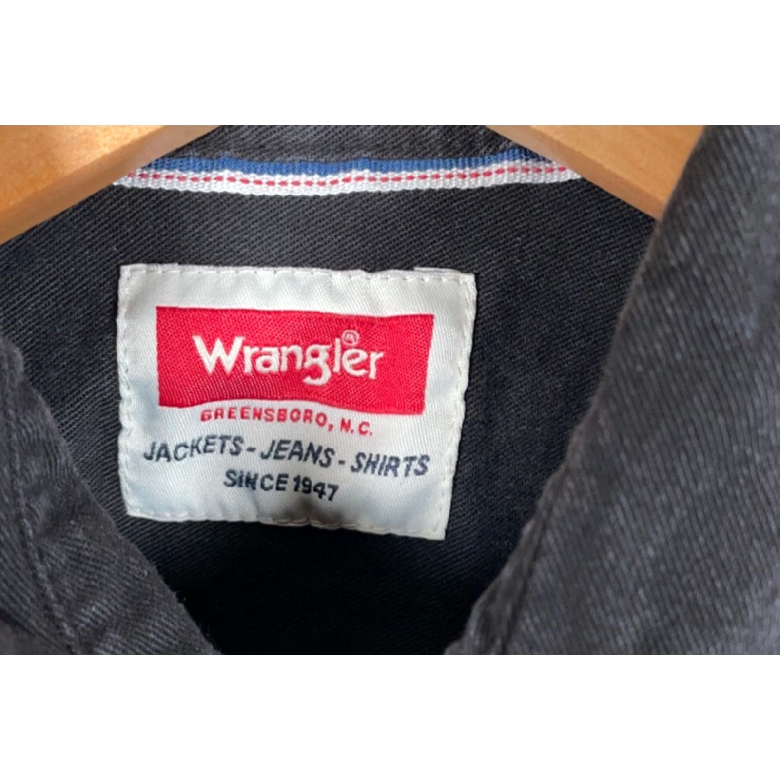 Wrangler VINTAGE Wrangler Denim Western Shirt Mens Small Black Pearl Snap Buttons Cotton Stretch Size US S / EU 44-46 / 1 - 4 Thumbnail