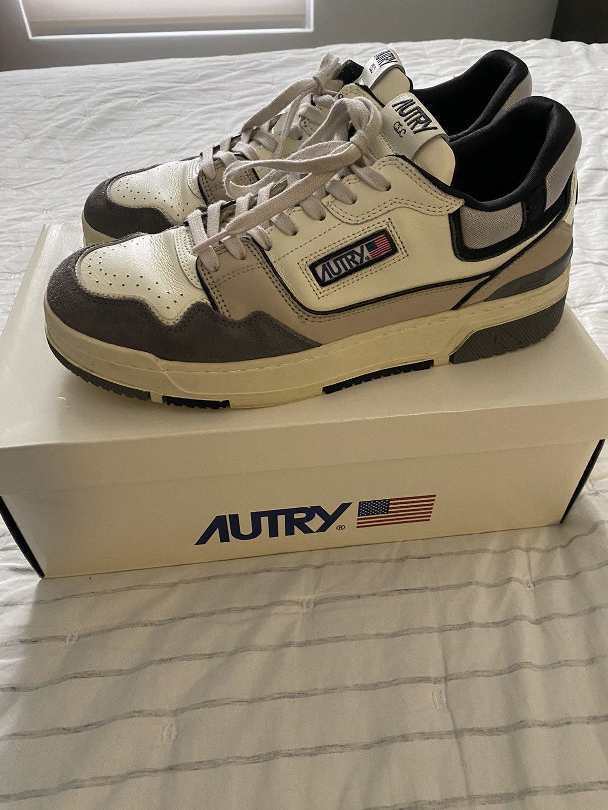 AUTRY Autry CLC Low Grey Sneakers Sz46 Size US 13 / EU 46 - 2 Thumbnail