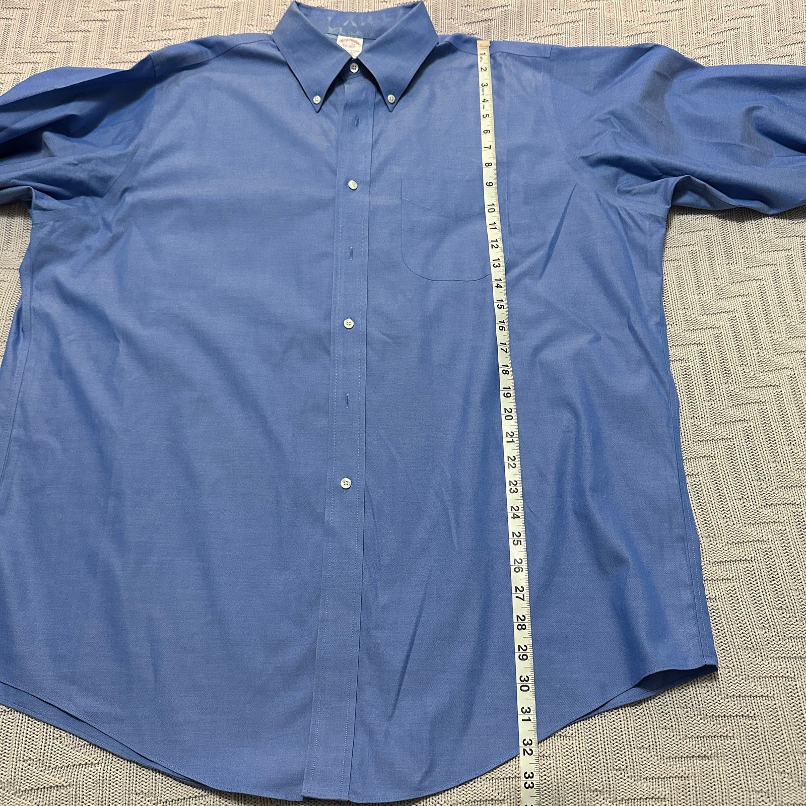 Brooks Brothers Brooks Brothers solid blue traditional fit button down Size US XL / EU 56 / 4 - 7 Thumbnail