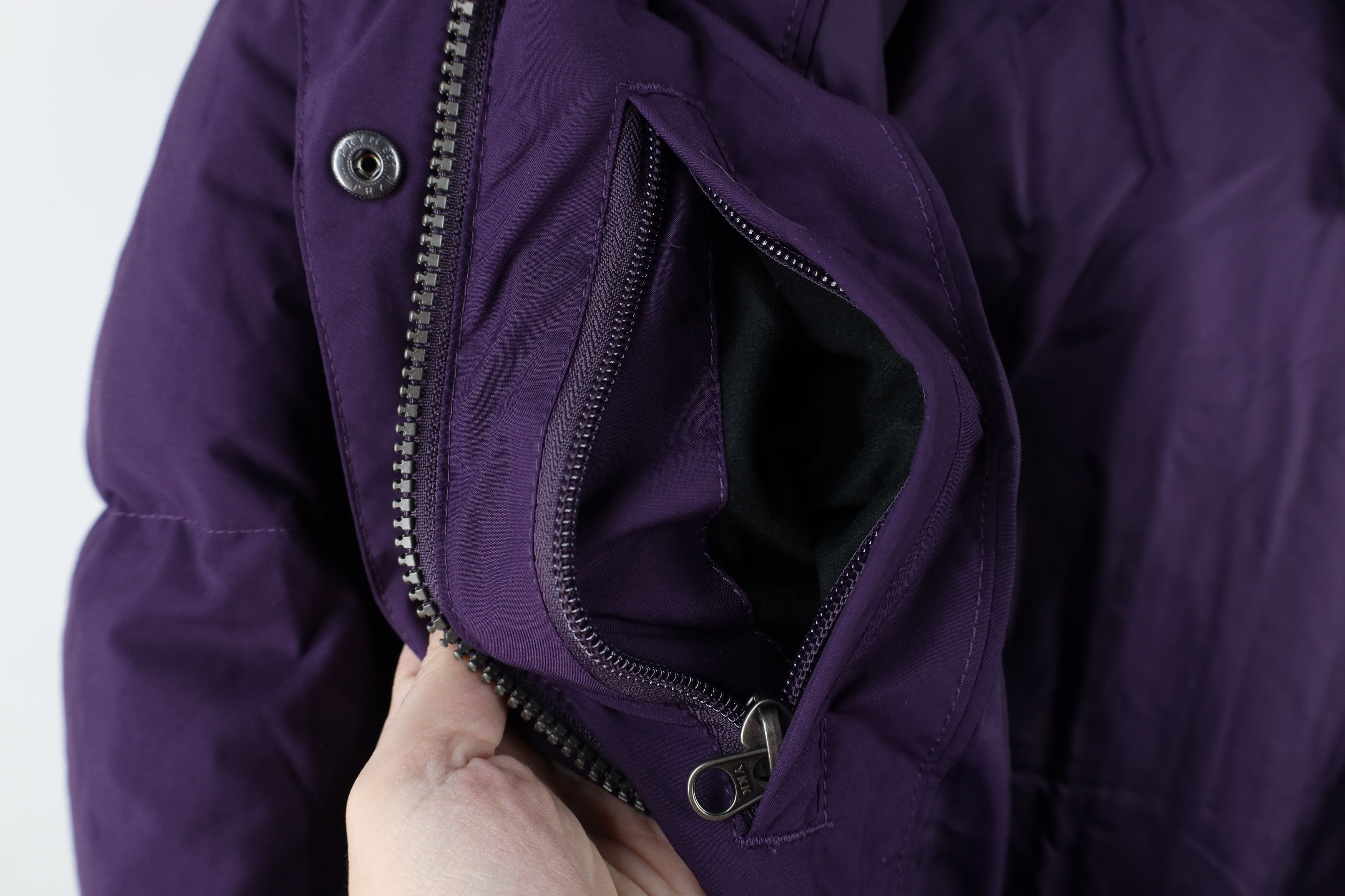 L.L. Bean × Vintage LL Bean Faux Fur Trim Duck Down Full Length Puffer Jacket Size M / US 6-8 / IT 42-44 - 11 Thumbnail