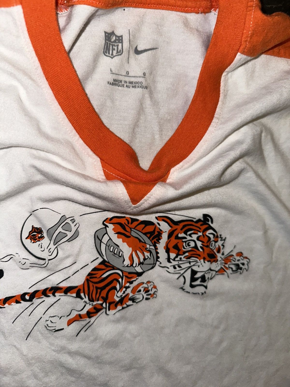 Nike Cincinnati Bengals NFL throwback logo Nike t-shirt large Size US L / EU 52-54 / 3 - 4 Thumbnail