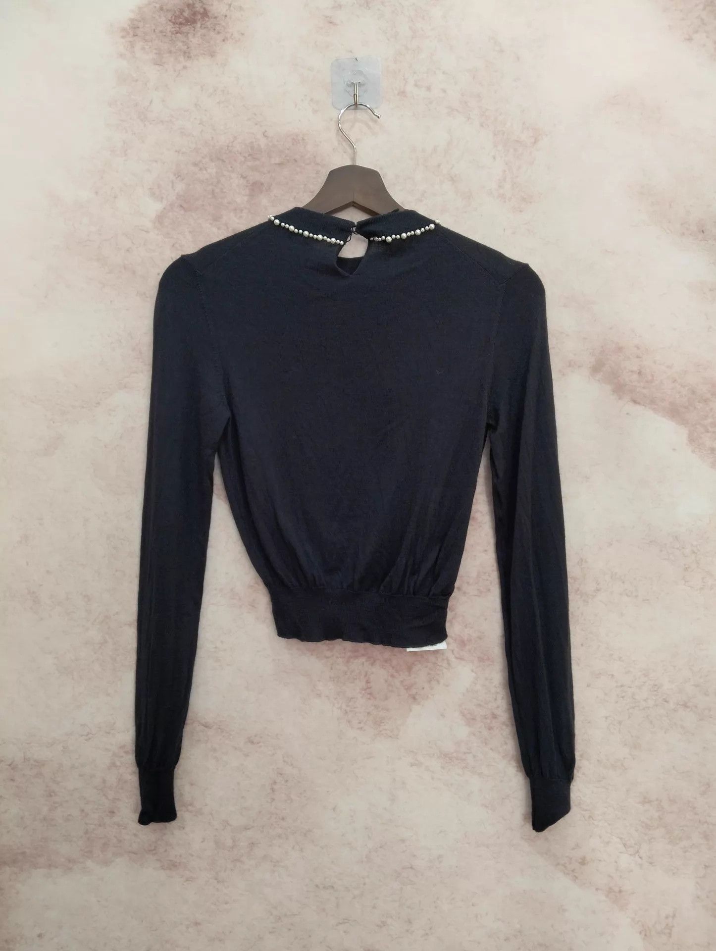 Miu Miu MIU MIU Pearl Bow Crewneck Thin Cashmere Sweater 36 Size XS / US 0-2 / IT 36-38 - 2 Thumbnail