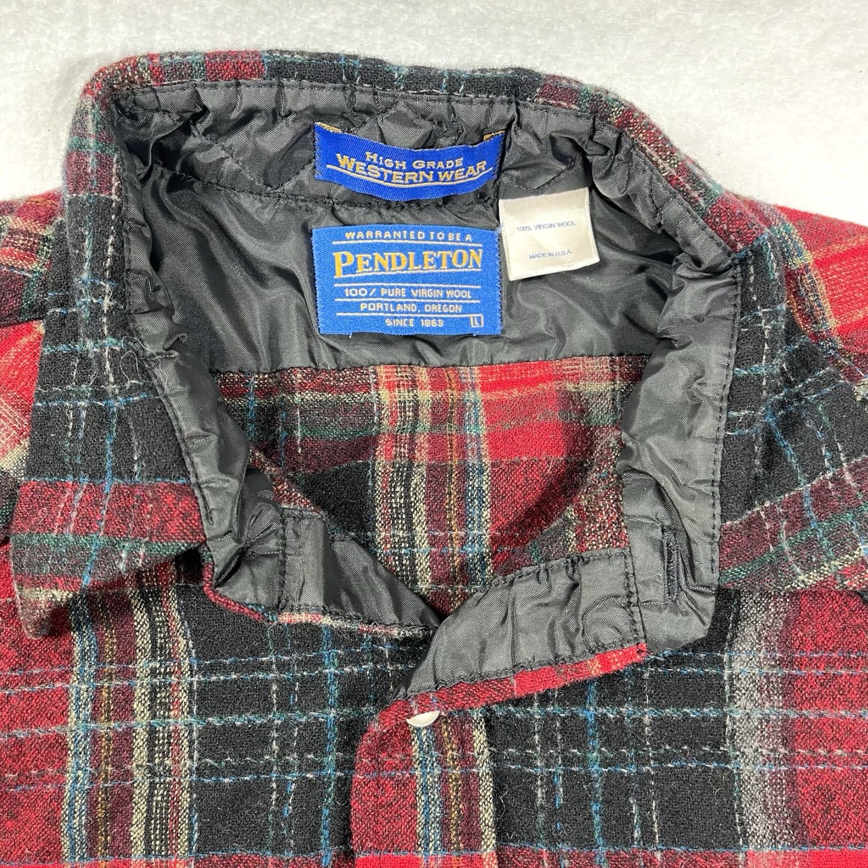 Pendleton VINTAGE Pendleton High Grade Western Wear Pearl Snap Plaid Shirt Large Mens Western 50s 60s 70s Cowboy Outdoor Size US L / EU 52-54 / 3 - 3 Thumbnail
