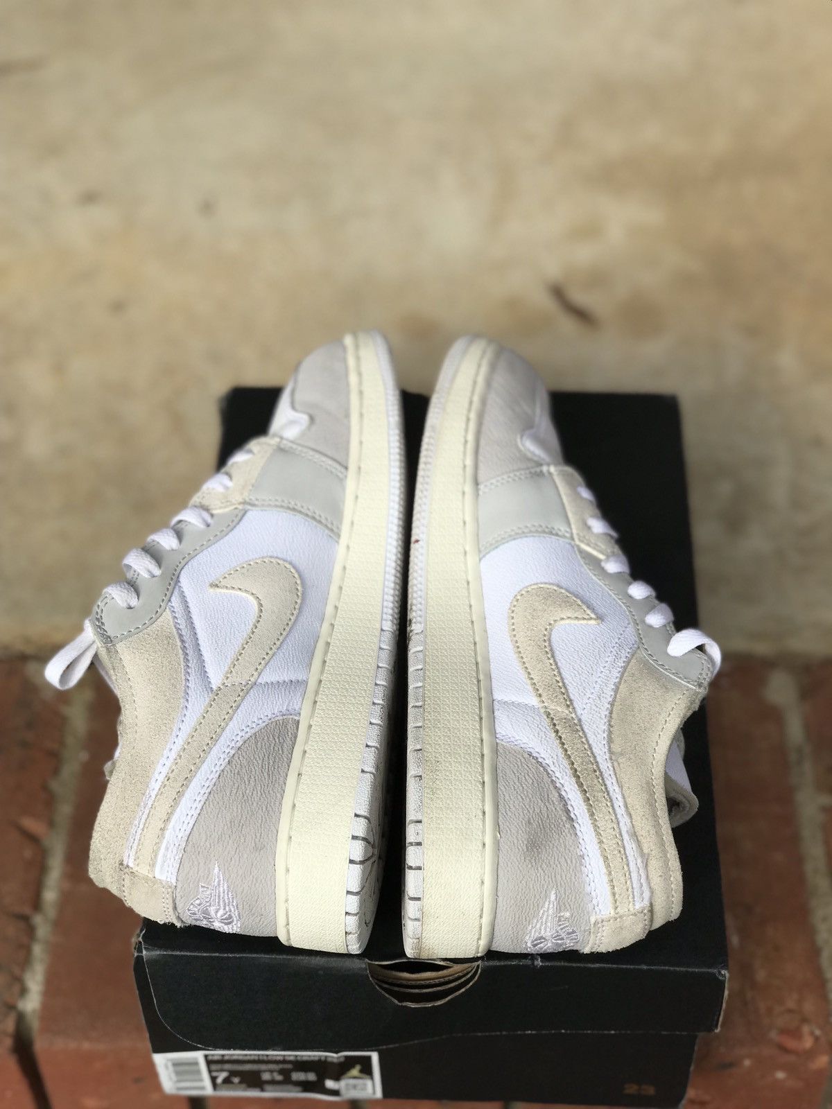 Jordan Brand Air Jordan 1 SE Craft Low Inside Out - Tech Grey 7Y / 8.5W Size US 7 / EU 40 - 5 Thumbnail